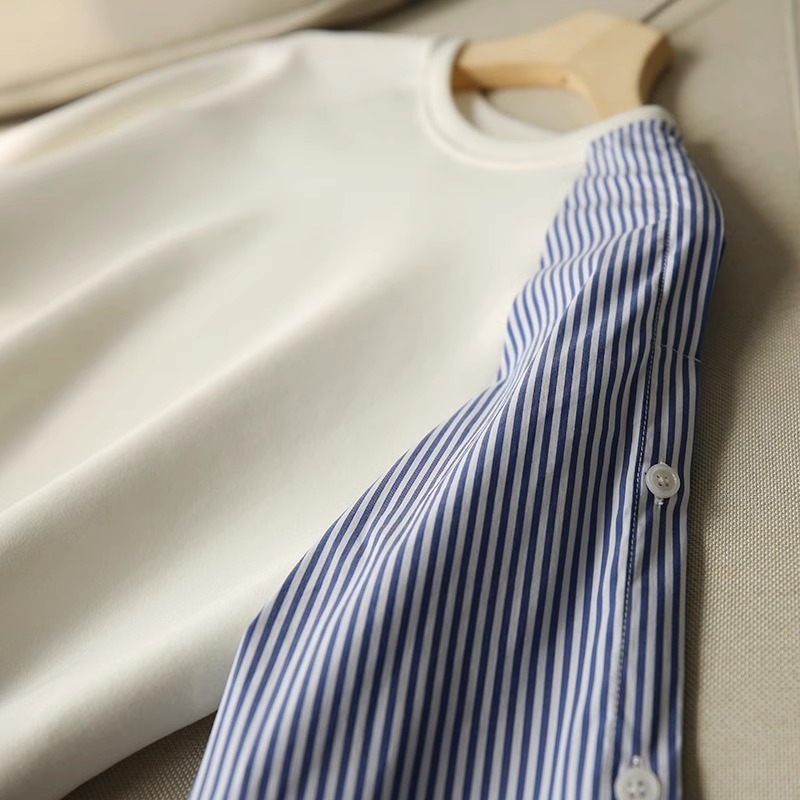 不對稱條紋拼接蝙蝠輪廓套頭衛衣(2色)