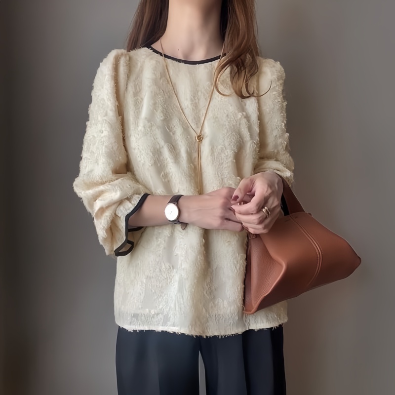 日系小菊花鉤花喇叭袖雪紡衫(3色)