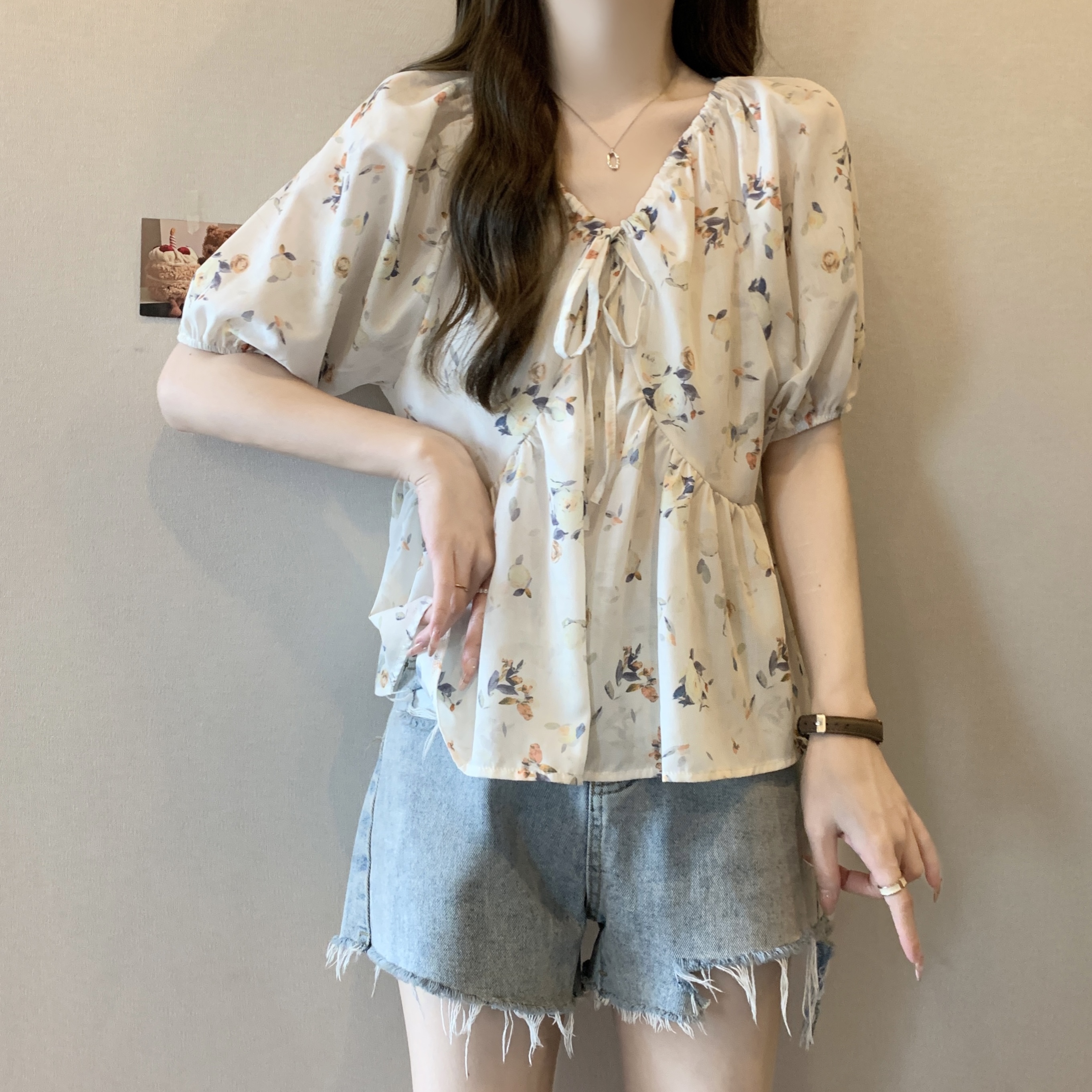 小清新花朵收腰短袖小衫