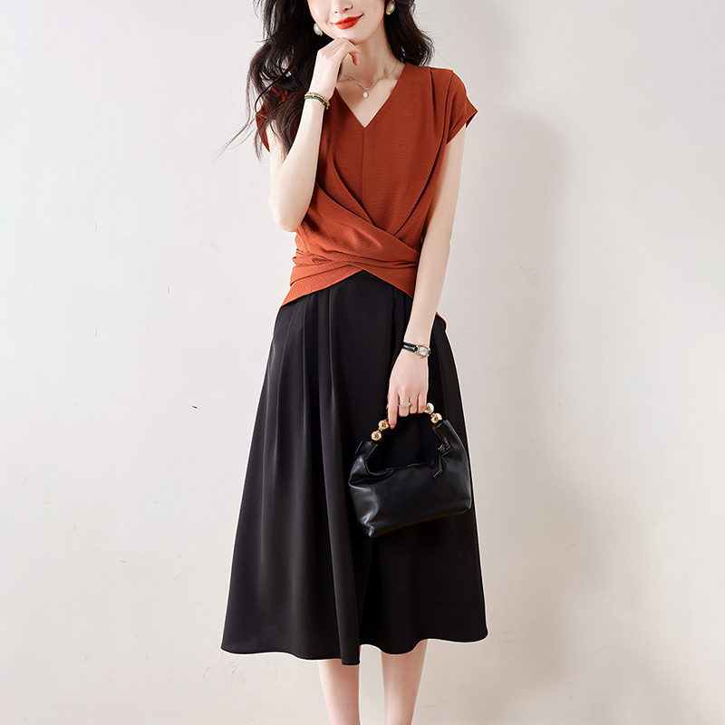 洋氣V領無袖收腰小衫(2色)