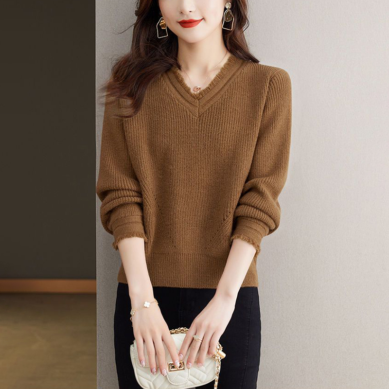 洋氣V領流蘇短款針織毛衣
