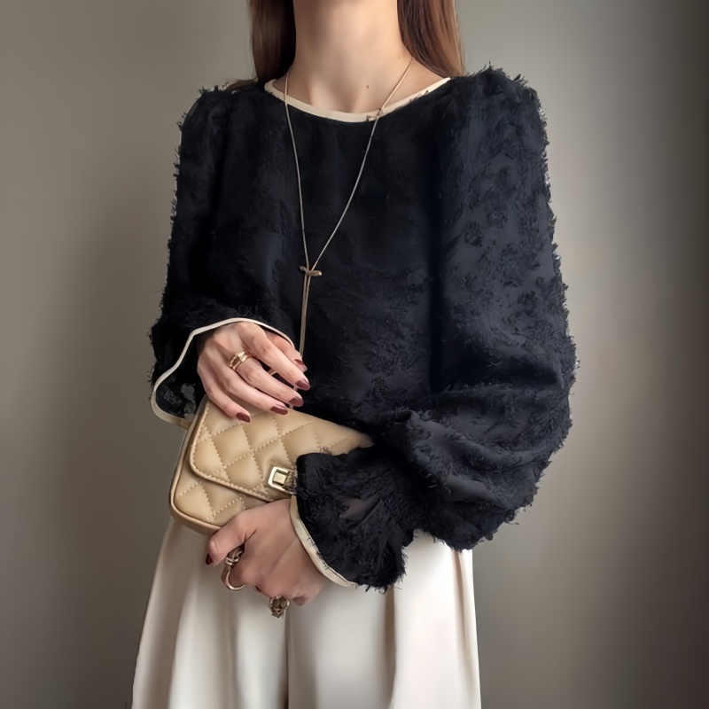 日系小菊花鉤花喇叭袖雪紡衫(3色)