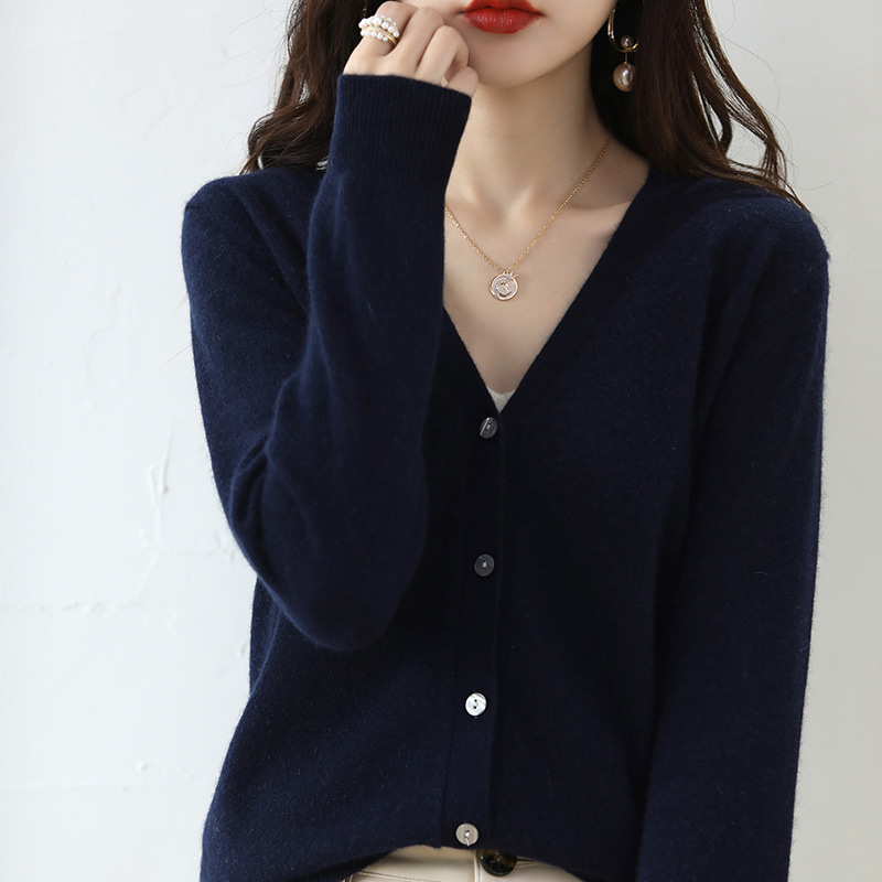 百搭V領長袖針織開襟衫