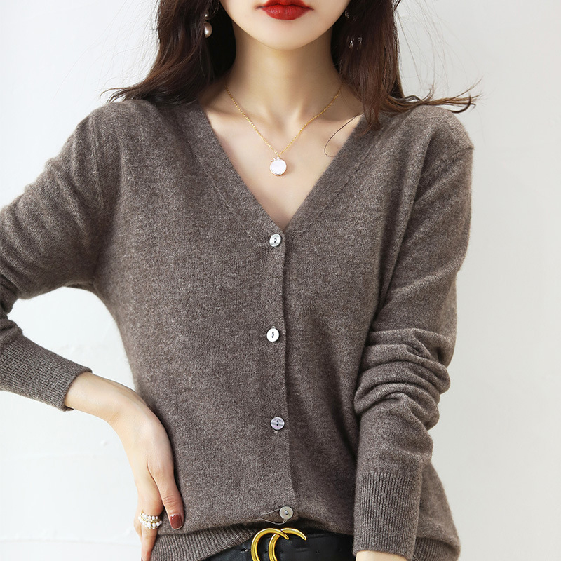 百搭V領長袖針織開襟衫