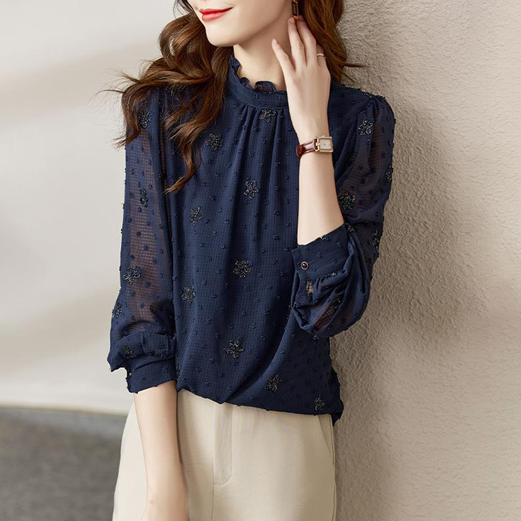 洋氣拼接木耳邊圓領繡花小衫