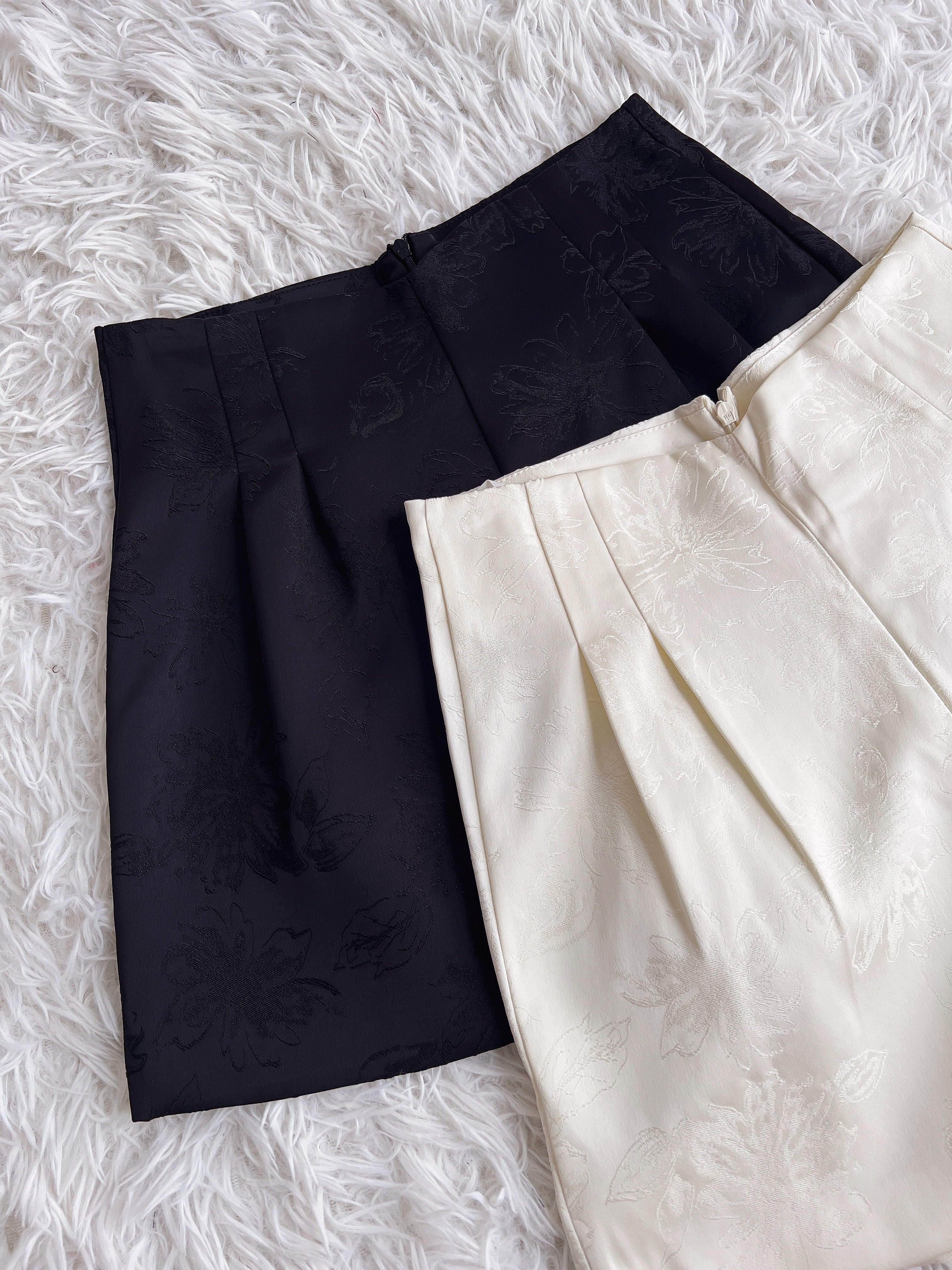 B70672 LYNA FLORAL HIGHWAIST PANT