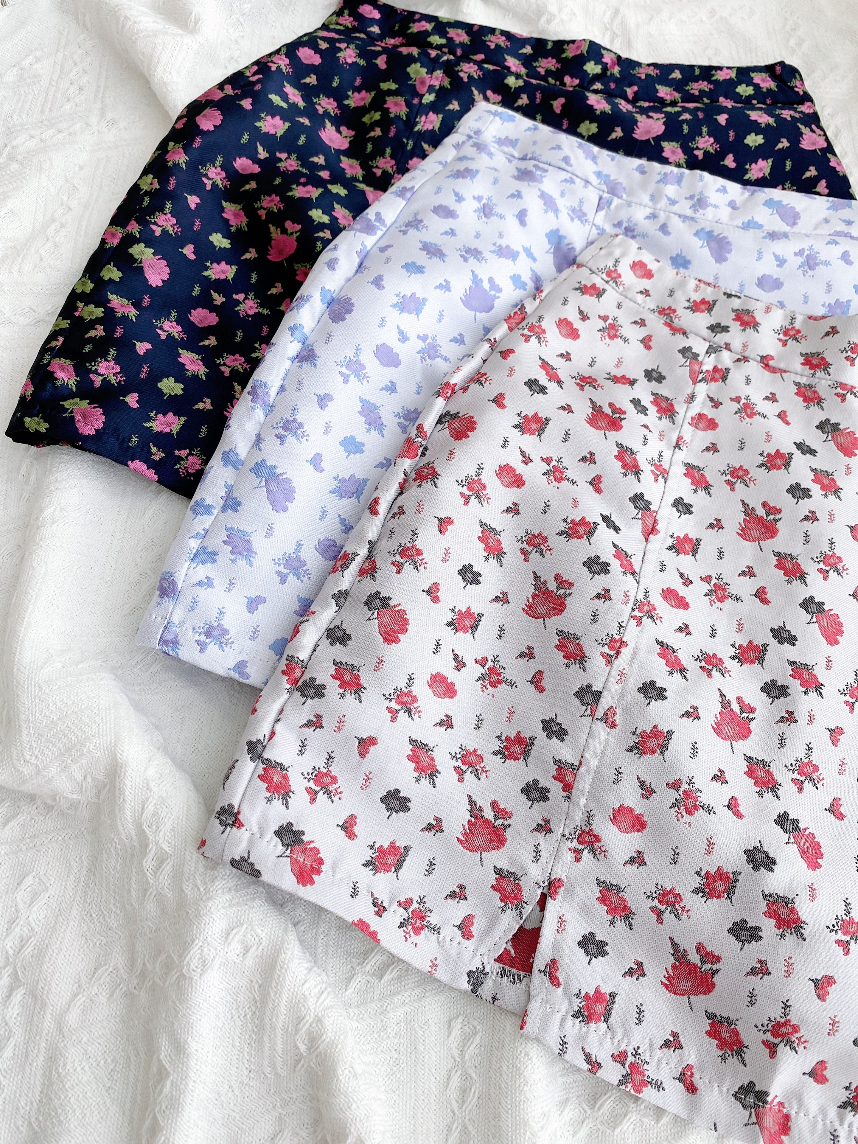 B9309 BERRY FLOWER HW SKORT