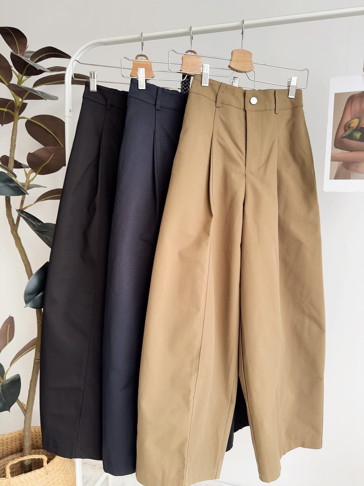 B72658  CERYS STRUCTURED BELTED PALAZZO PANTS