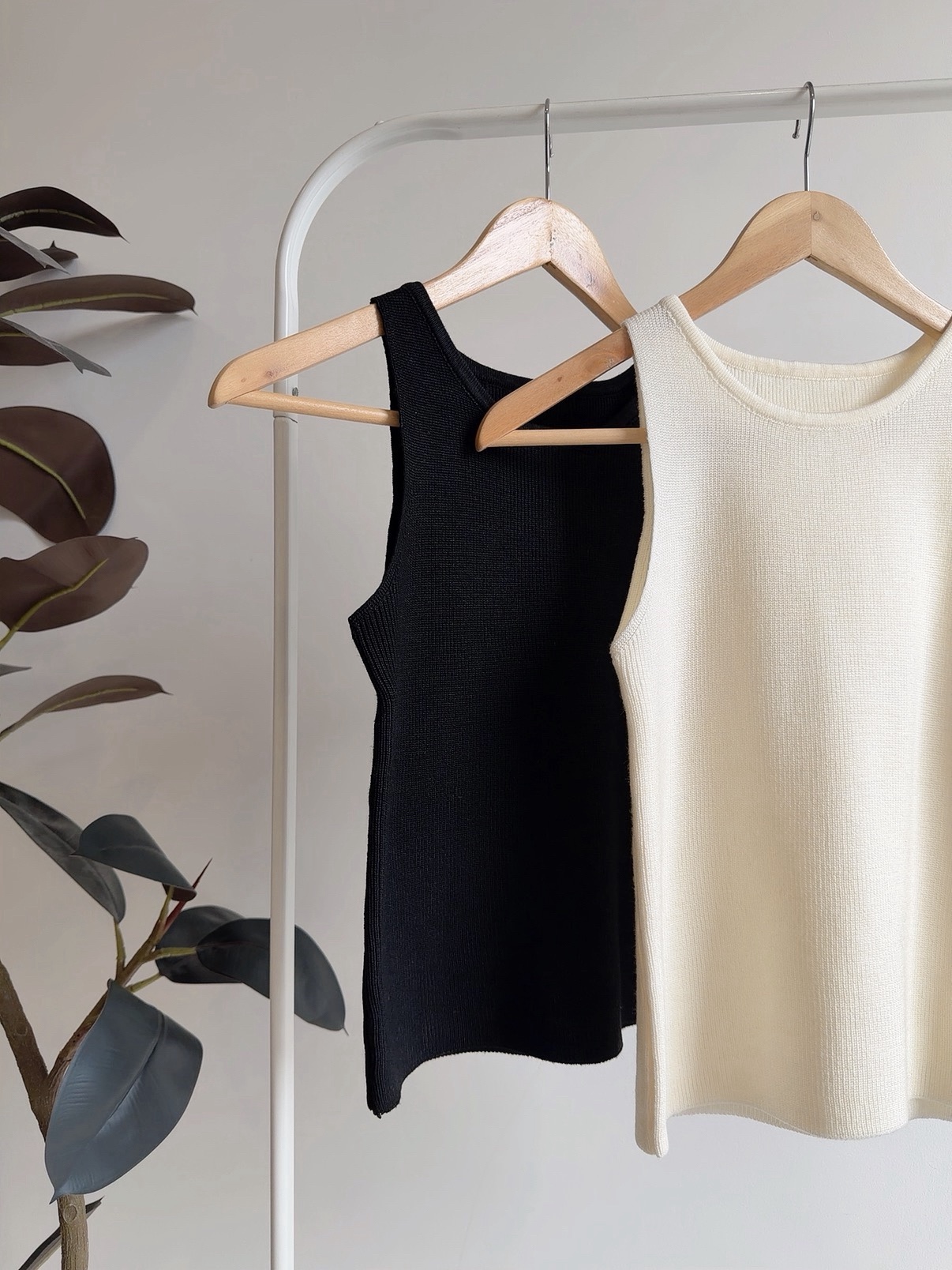 T72786 UMI RIN KNIT SINGLET