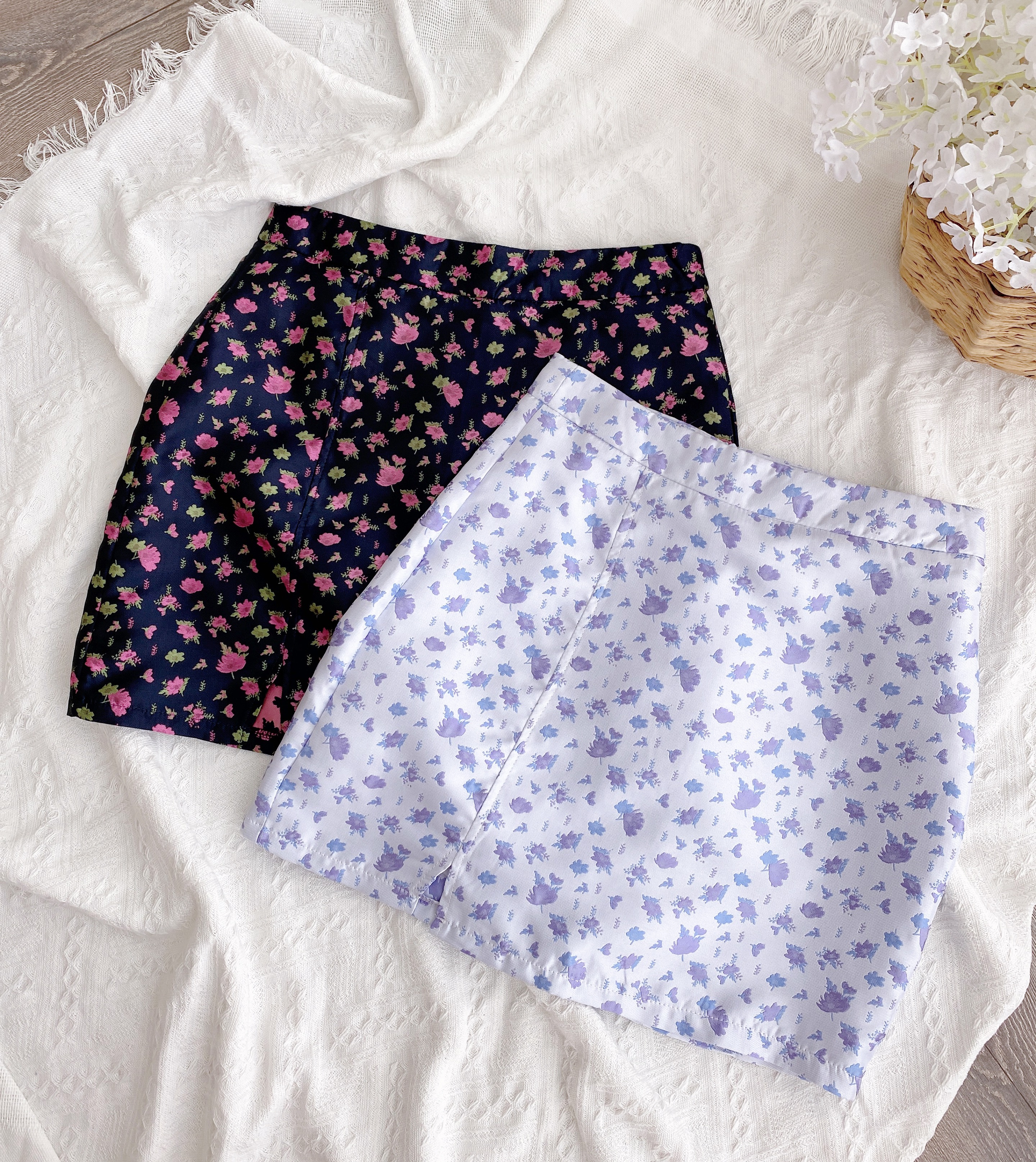 B9309 BERRY FLOWER HW SKORT