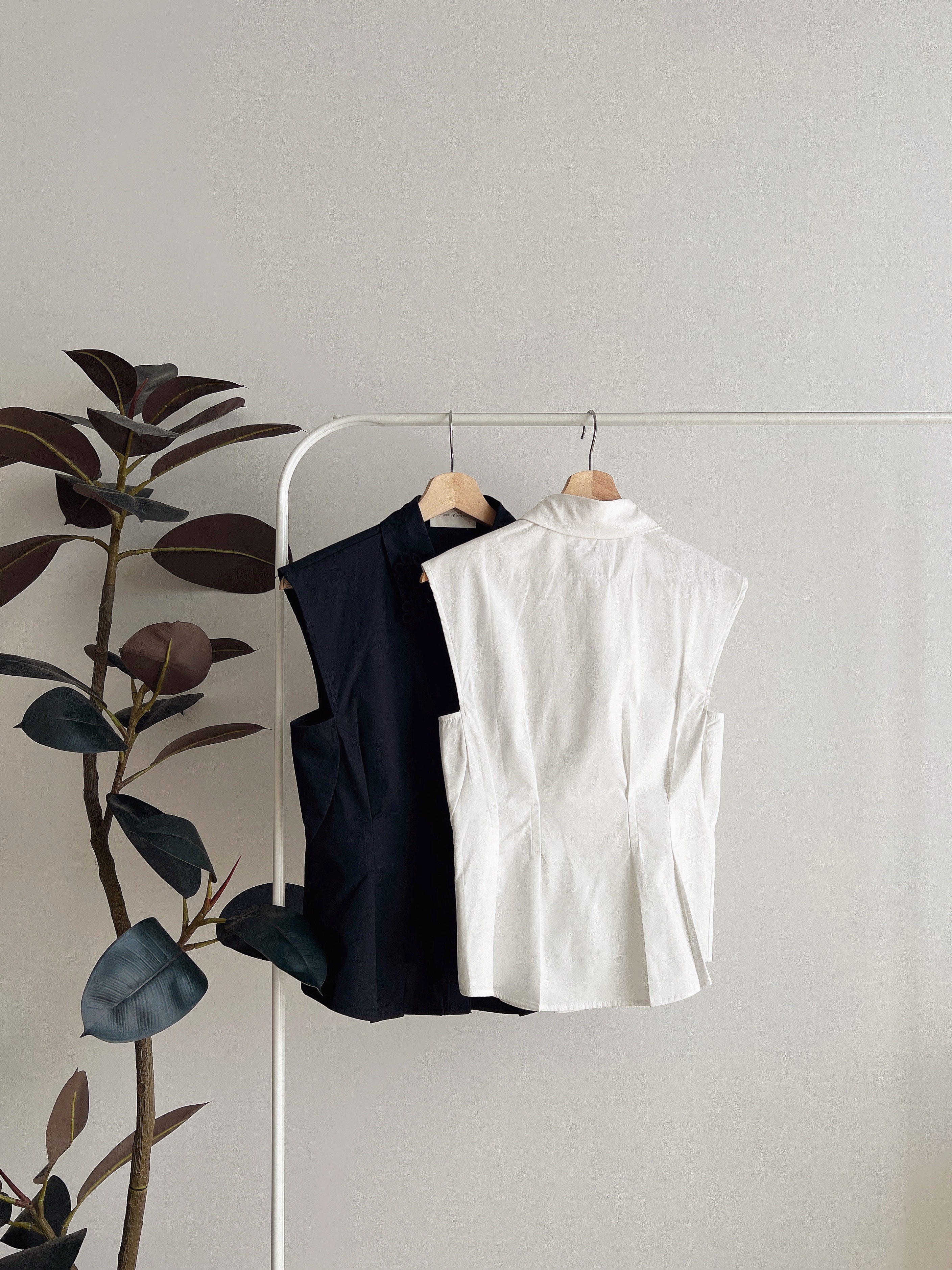 T70847 MIRAE FLORAL COLLAR DESIGNER SHIRT