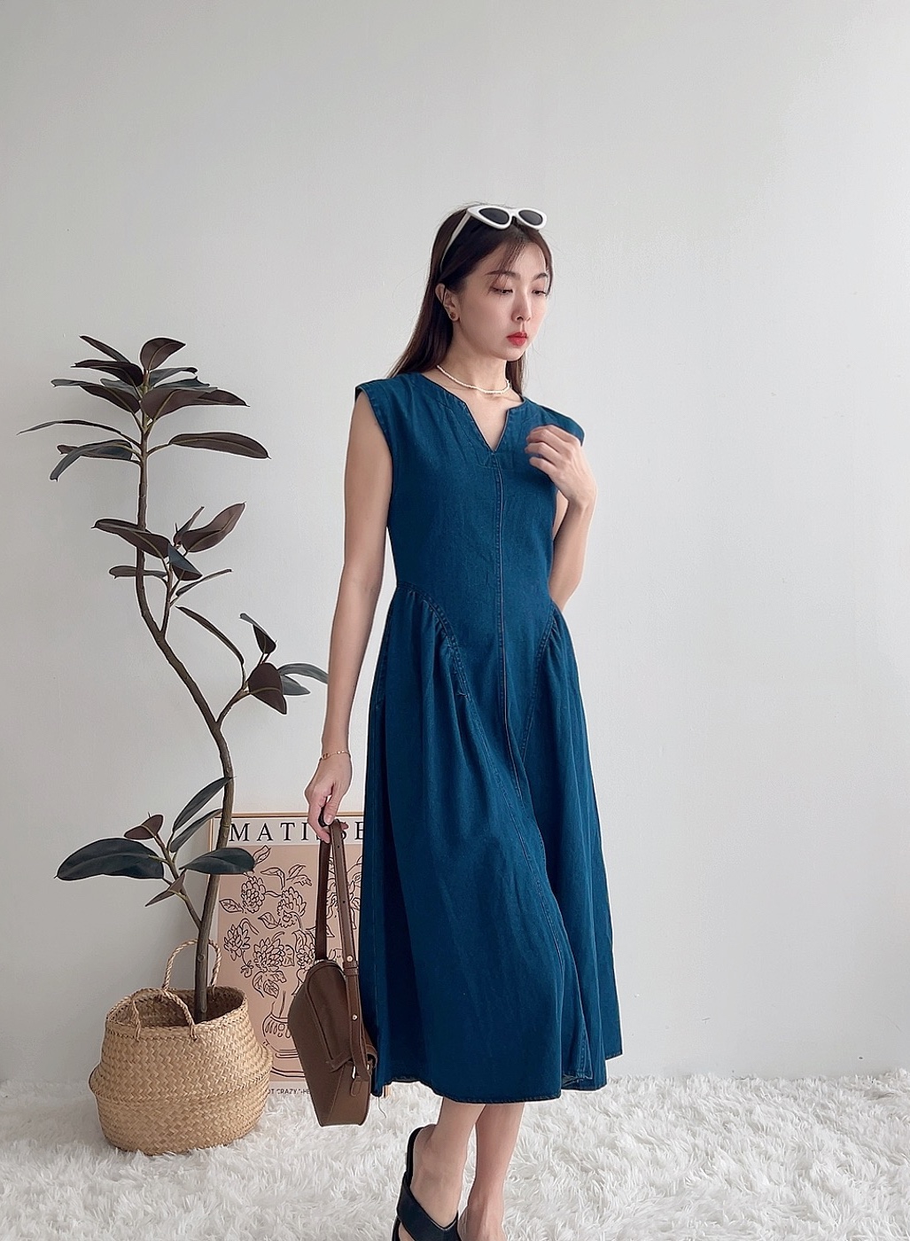 D70515 FERYA VNECK DENIM DRESS