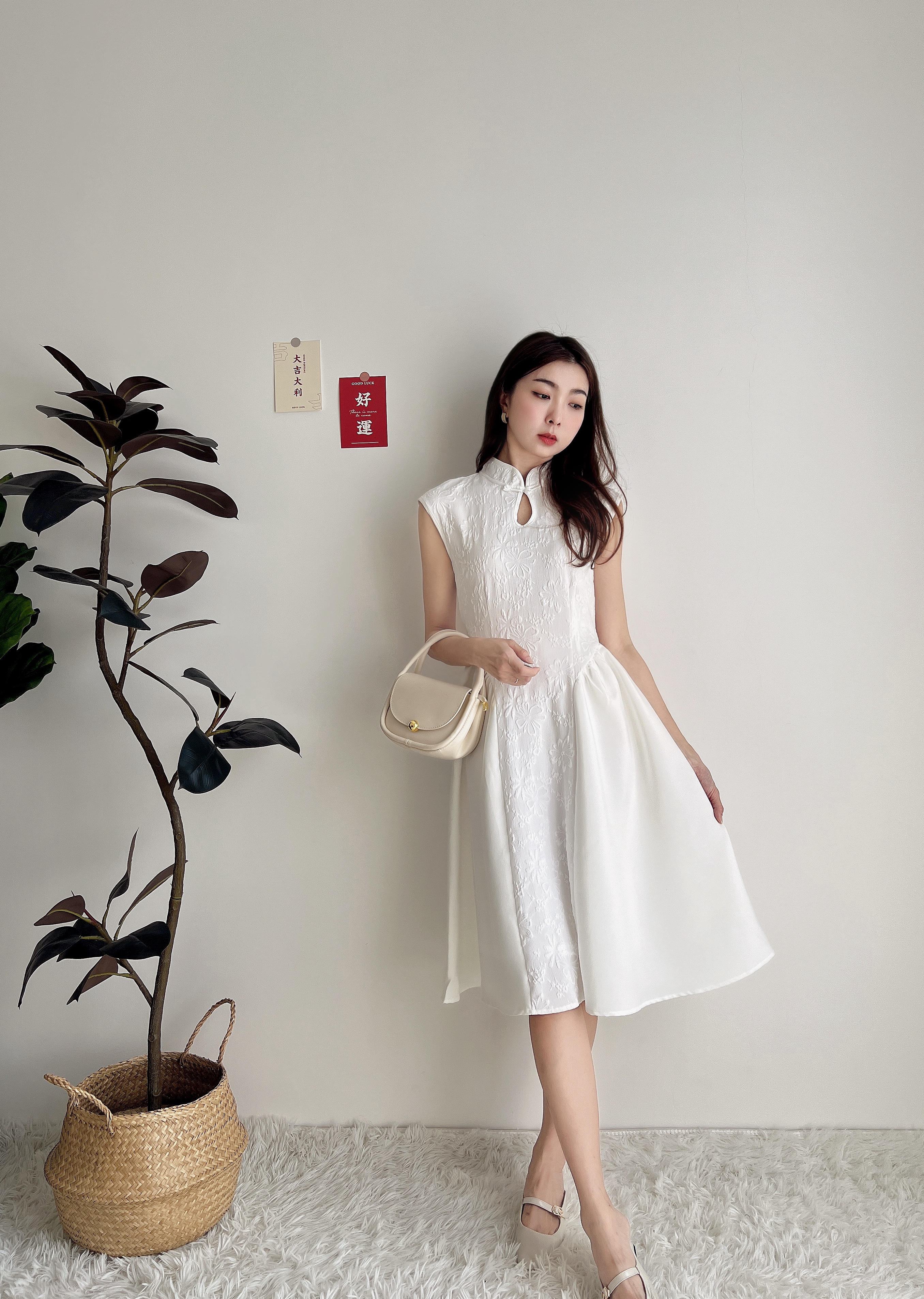 D70775 MUYI LACEY CHEONGSAM DRESS