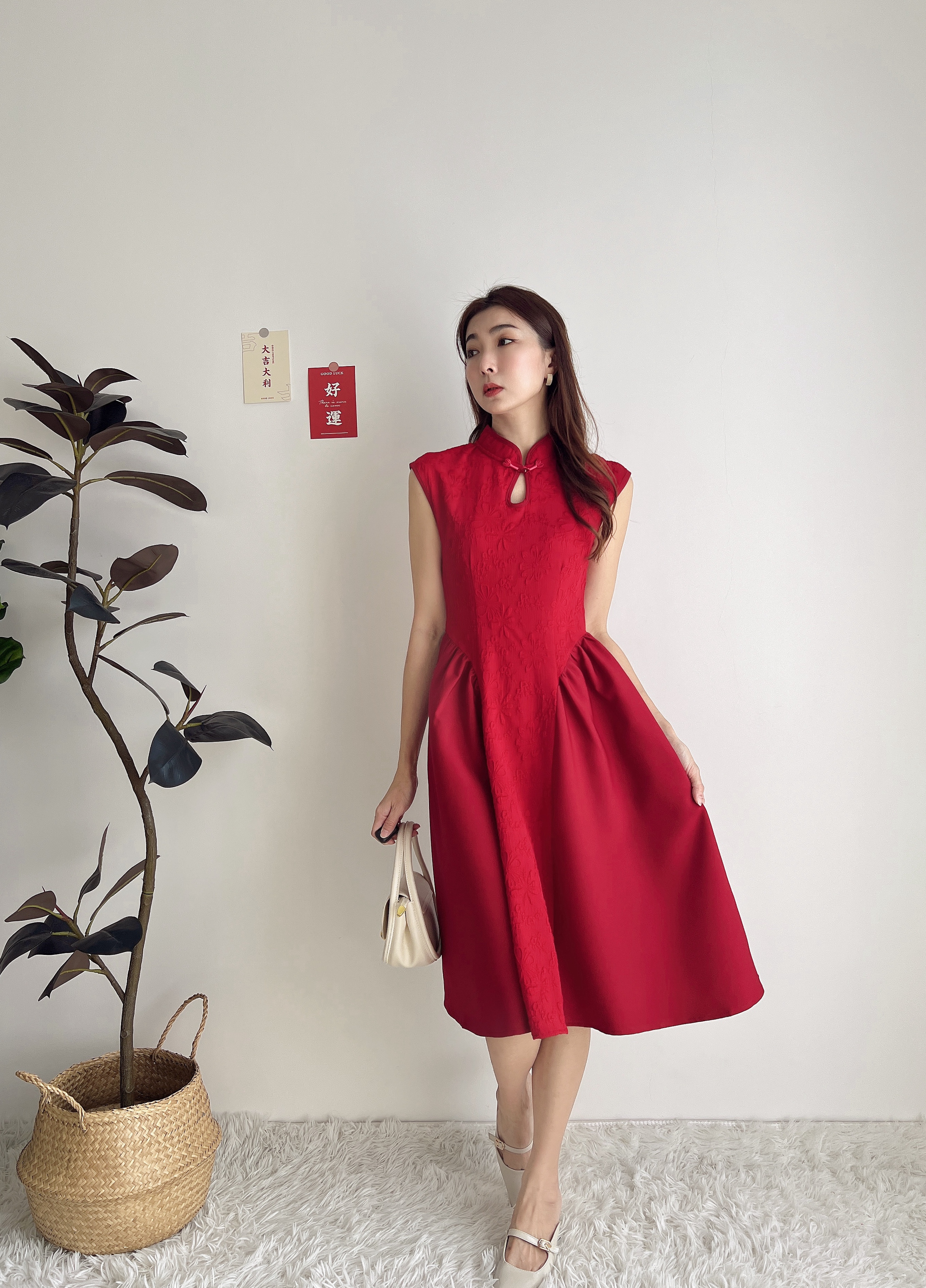 D70775 MUYI LACEY CHEONGSAM DRESS