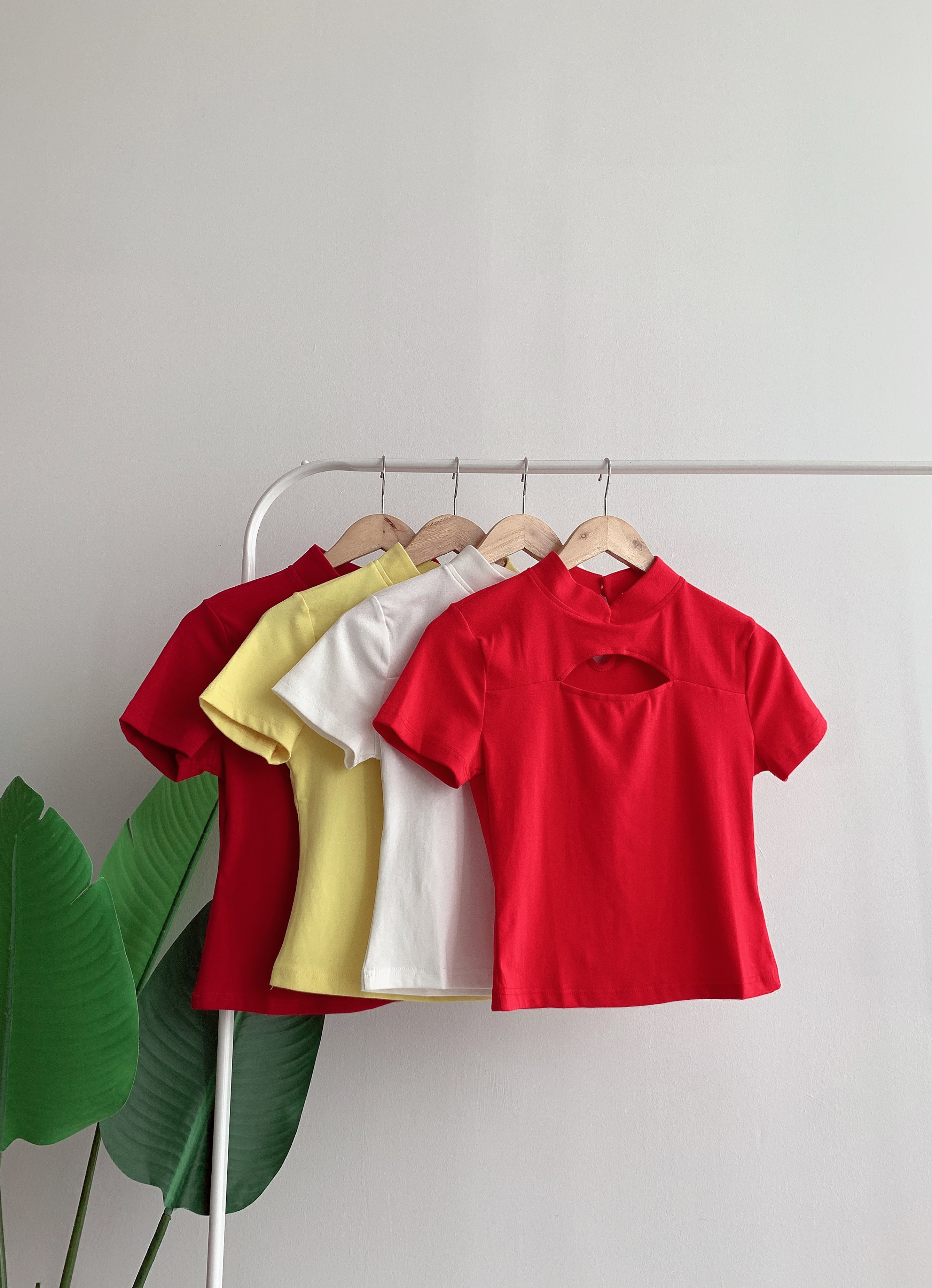 T60828 LOVY CHINESE HIGH COLLAR COTTON TEE