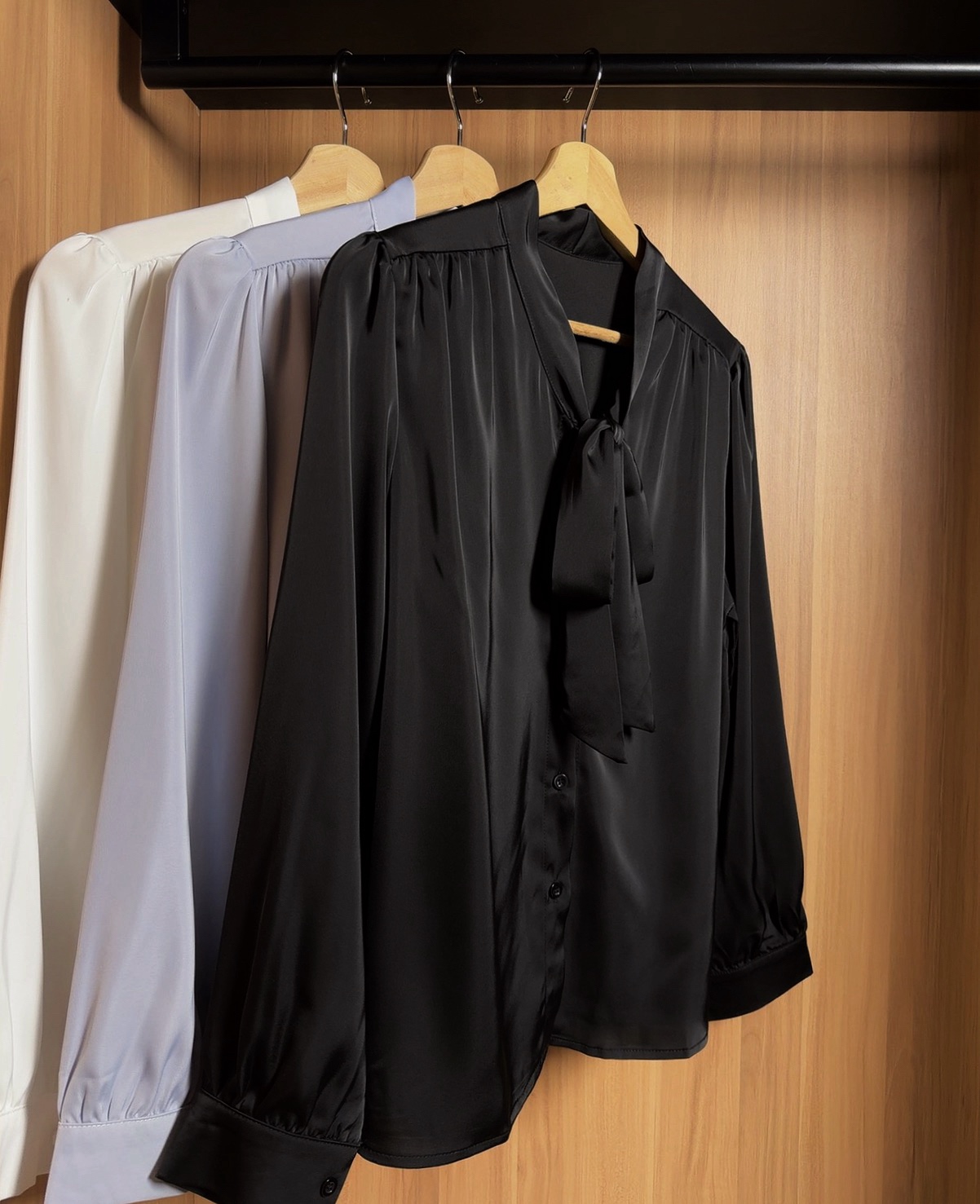 JLT8171 ENYA BOW SATIN SHIRT