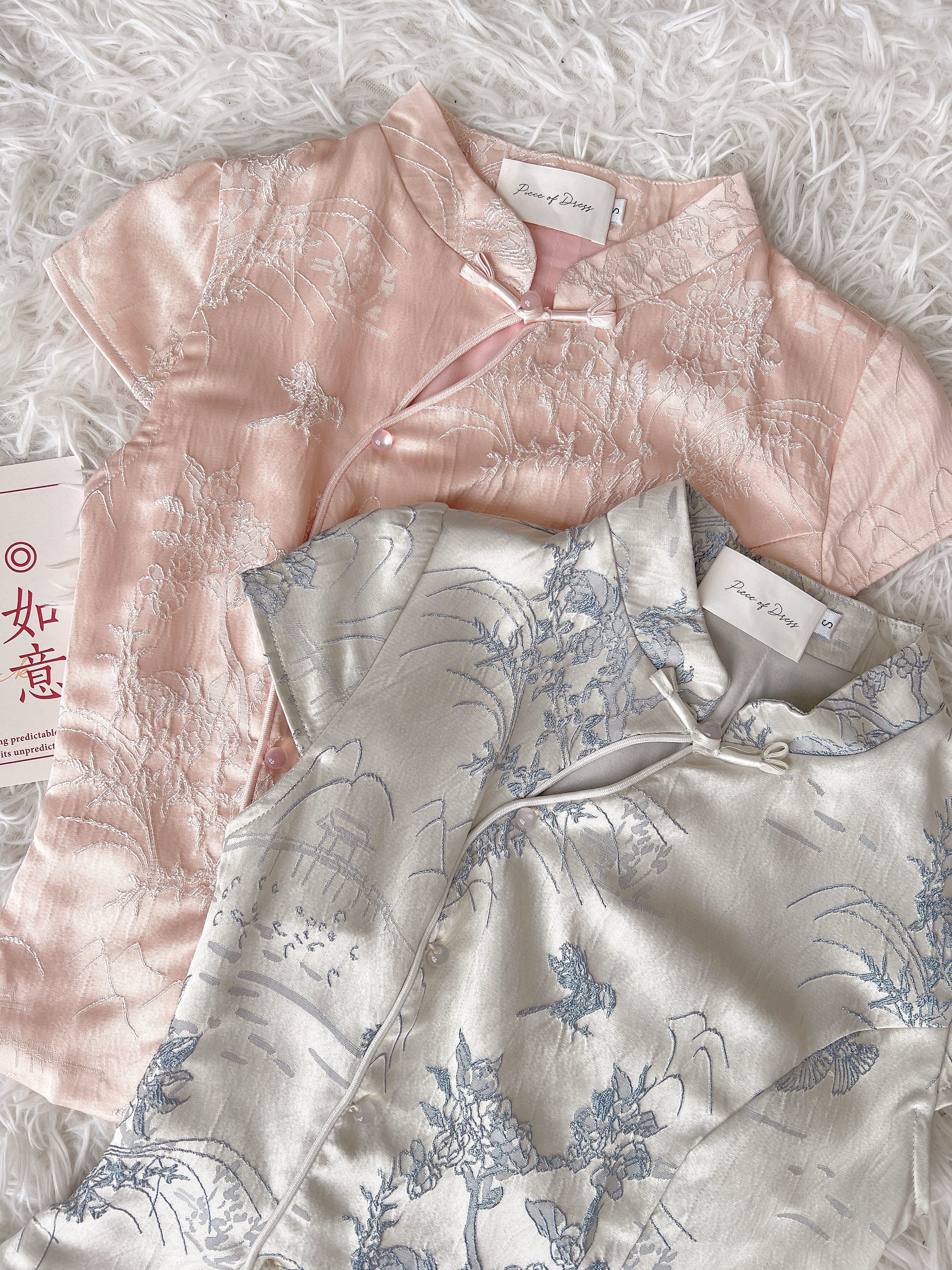 T70655 SUSAN FLORAL CHEONGSAM TOP