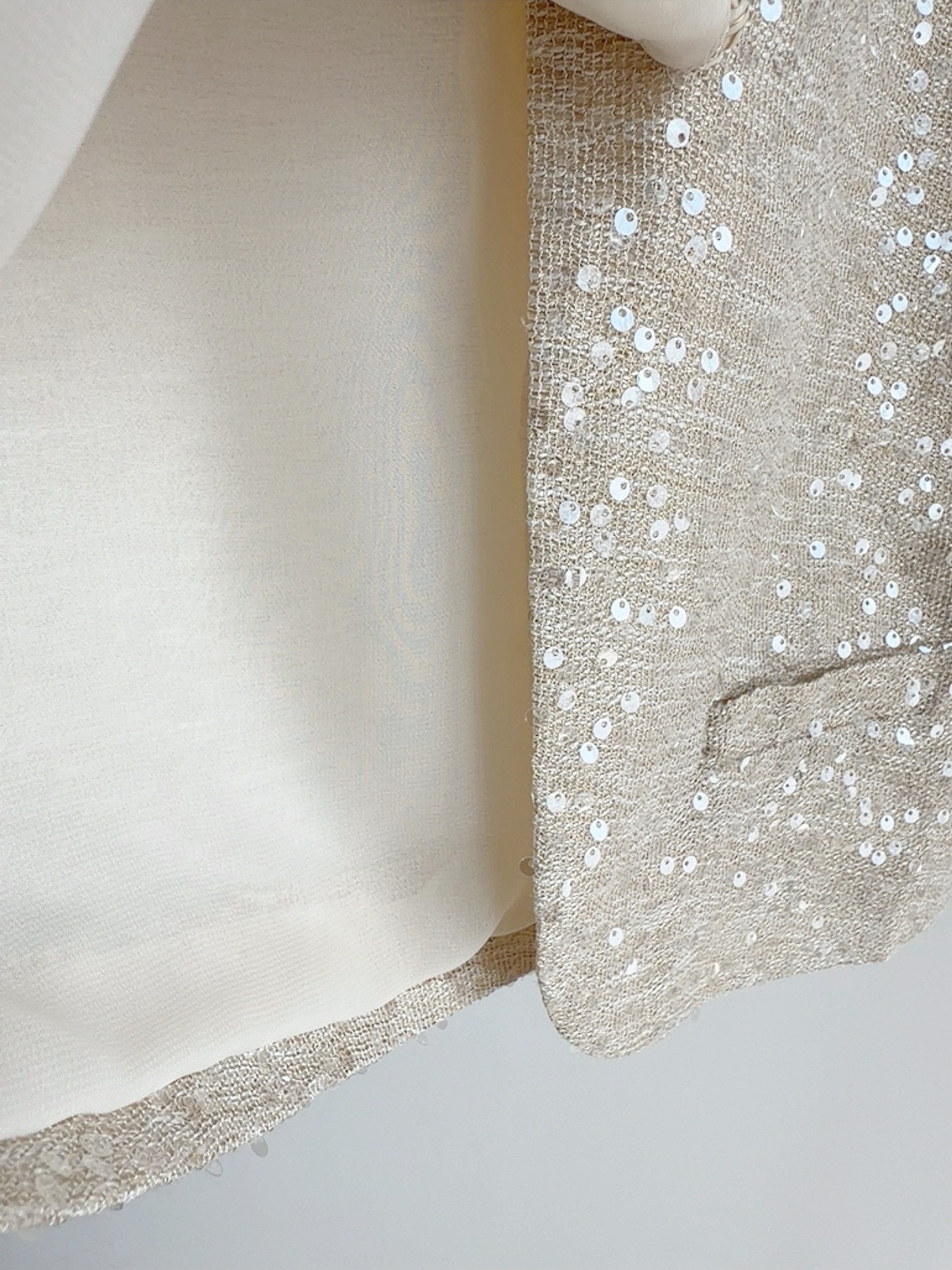 T72704  SHUYA PREMIUM SEQUIN TWEED  TOP