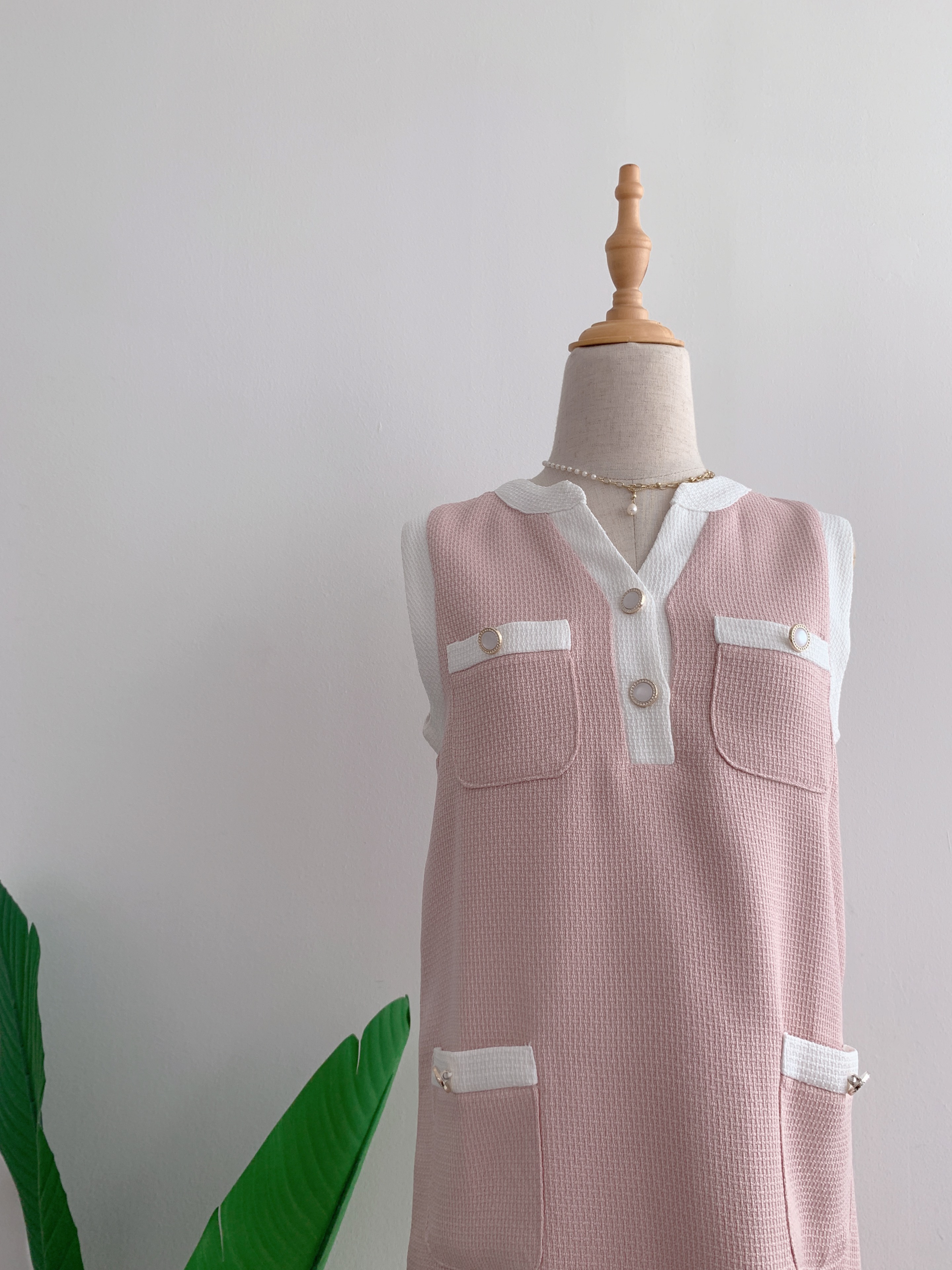 D70534 GABRIELLA CLASSIC TWEET DRESS