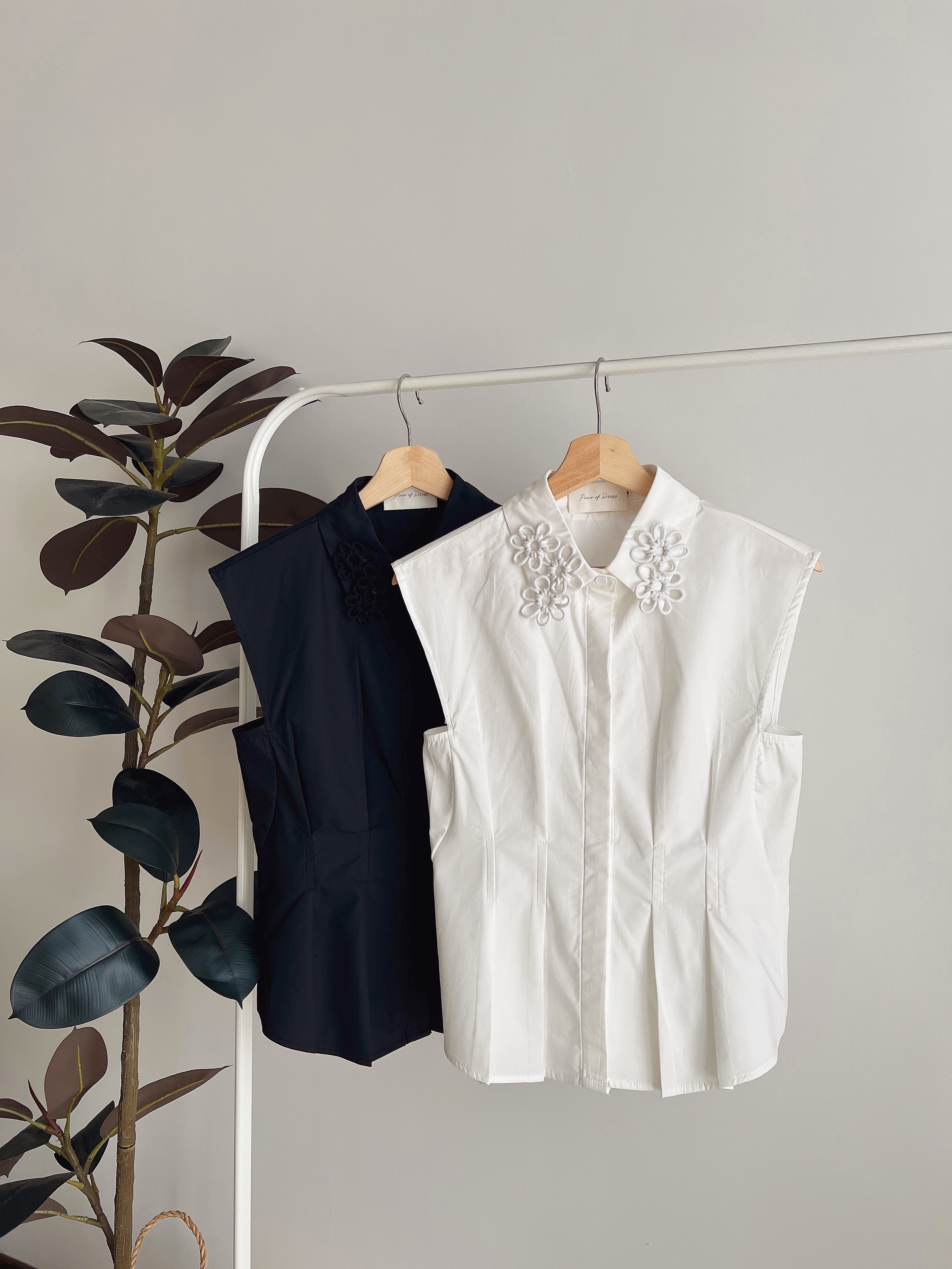 T70847 MIRAE FLORAL COLLAR DESIGNER SHIRT