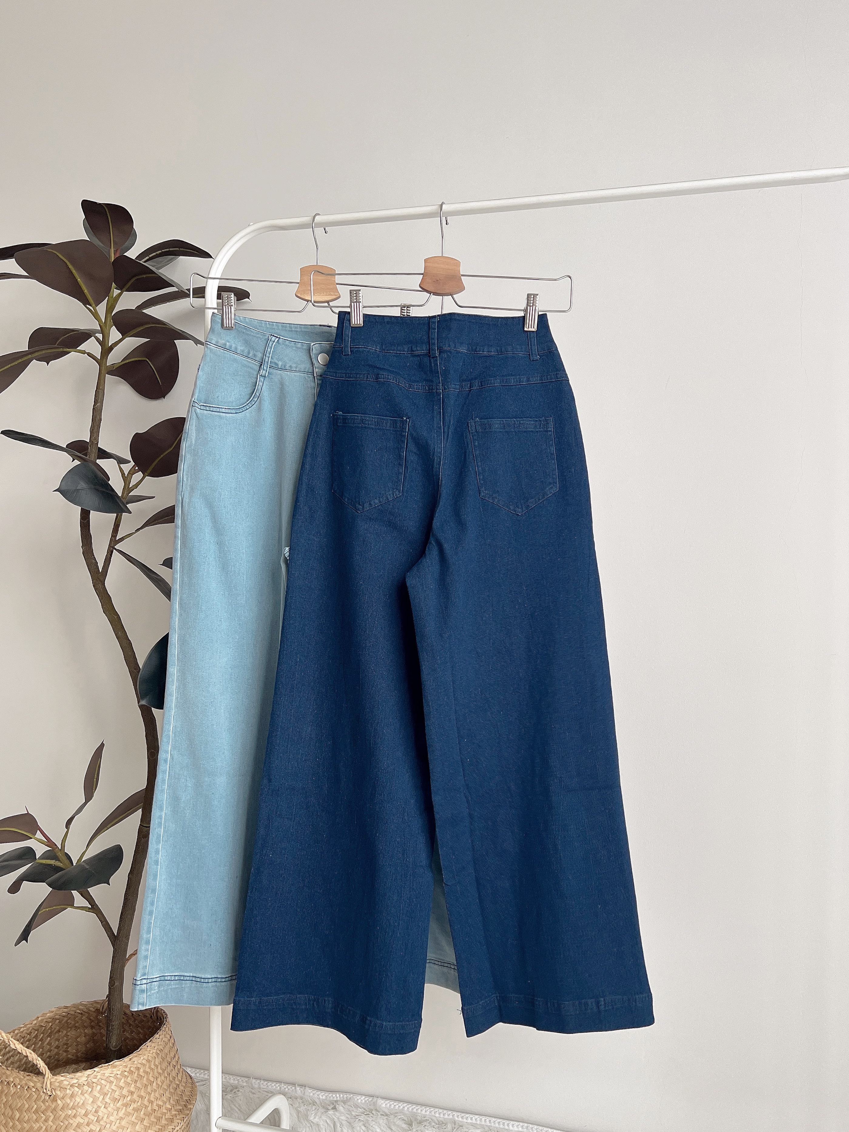 B71927 BELLA FRANCE HIGH WAIST JEANS
