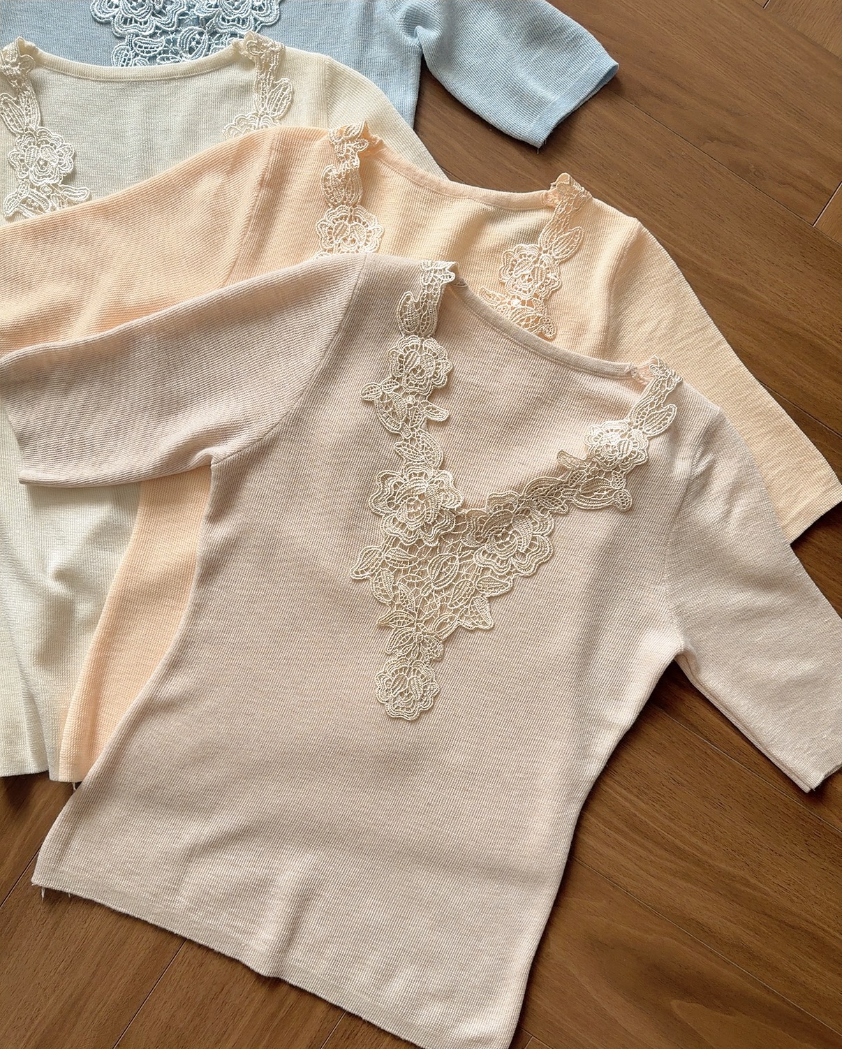 TLT2615 SERRA SPRIING EMBROI KNIT