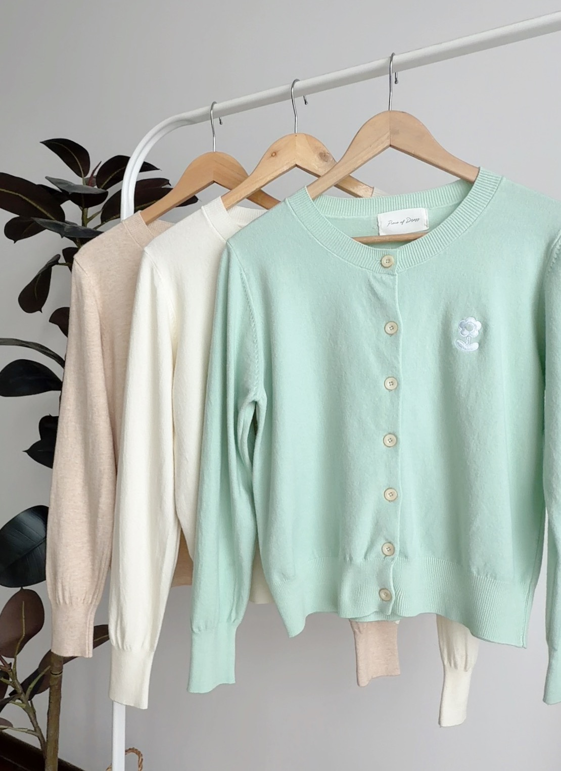J72698  NERISSA SOFT KNIT CARDIGAN