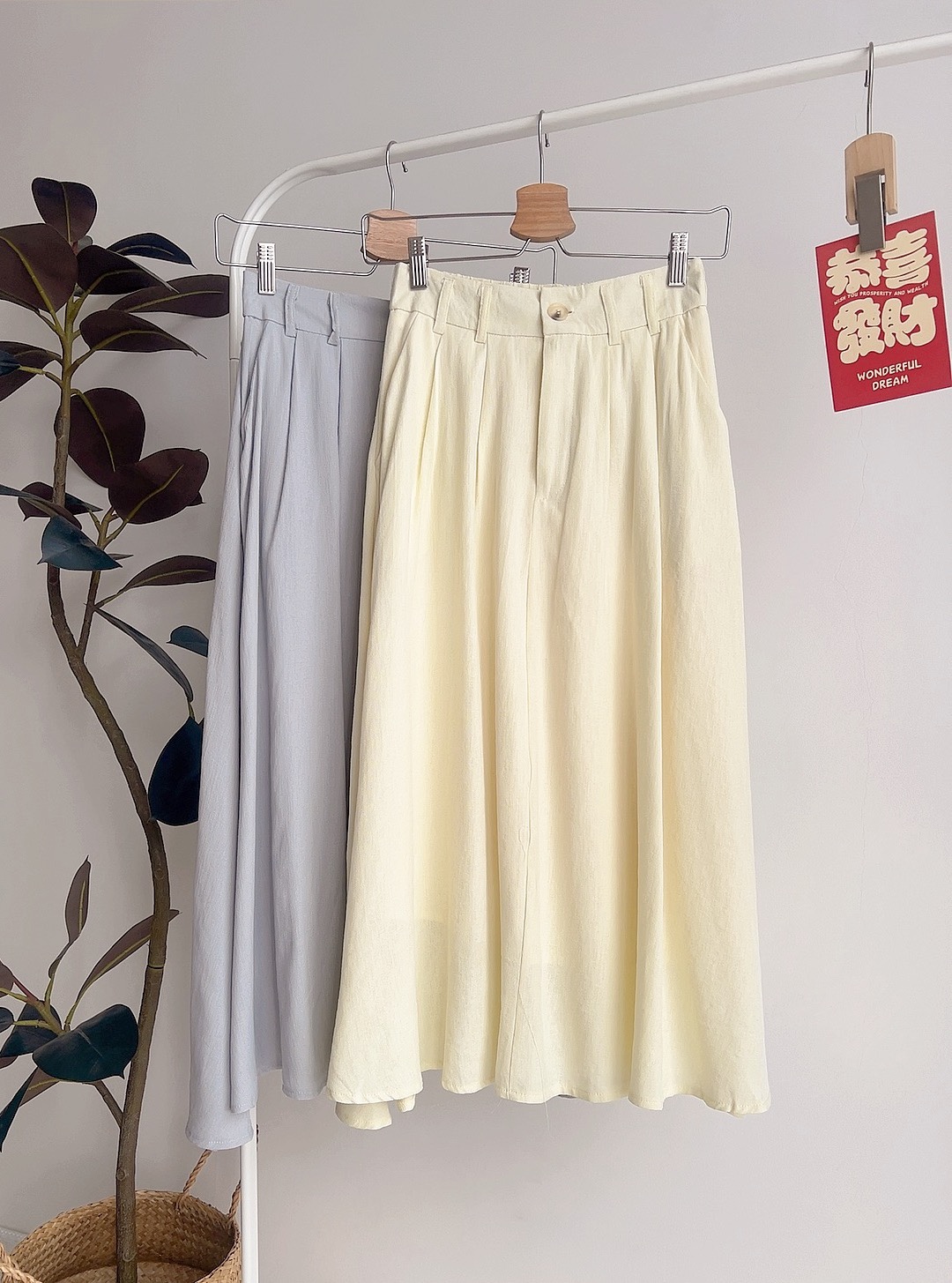 B72687 BELLE LINEN PLEAT SKIRT