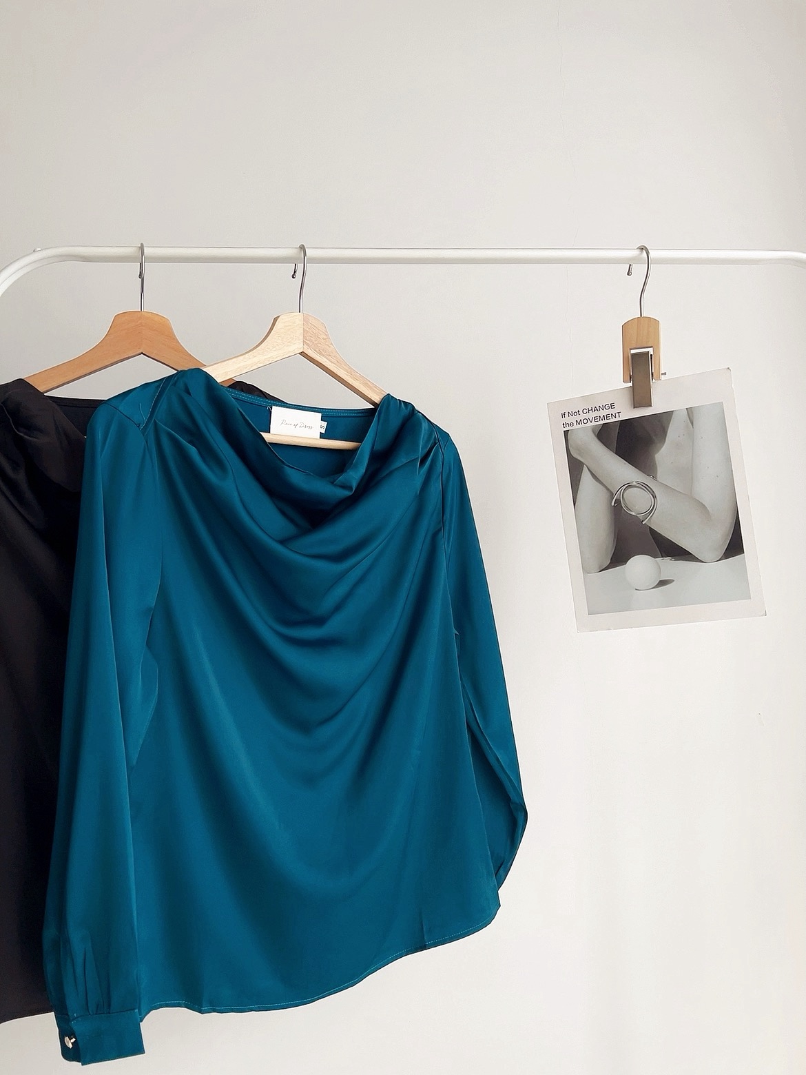 T72100 TIA DRAPPED ELEGANCE LONG SLEEVE BLOUSE