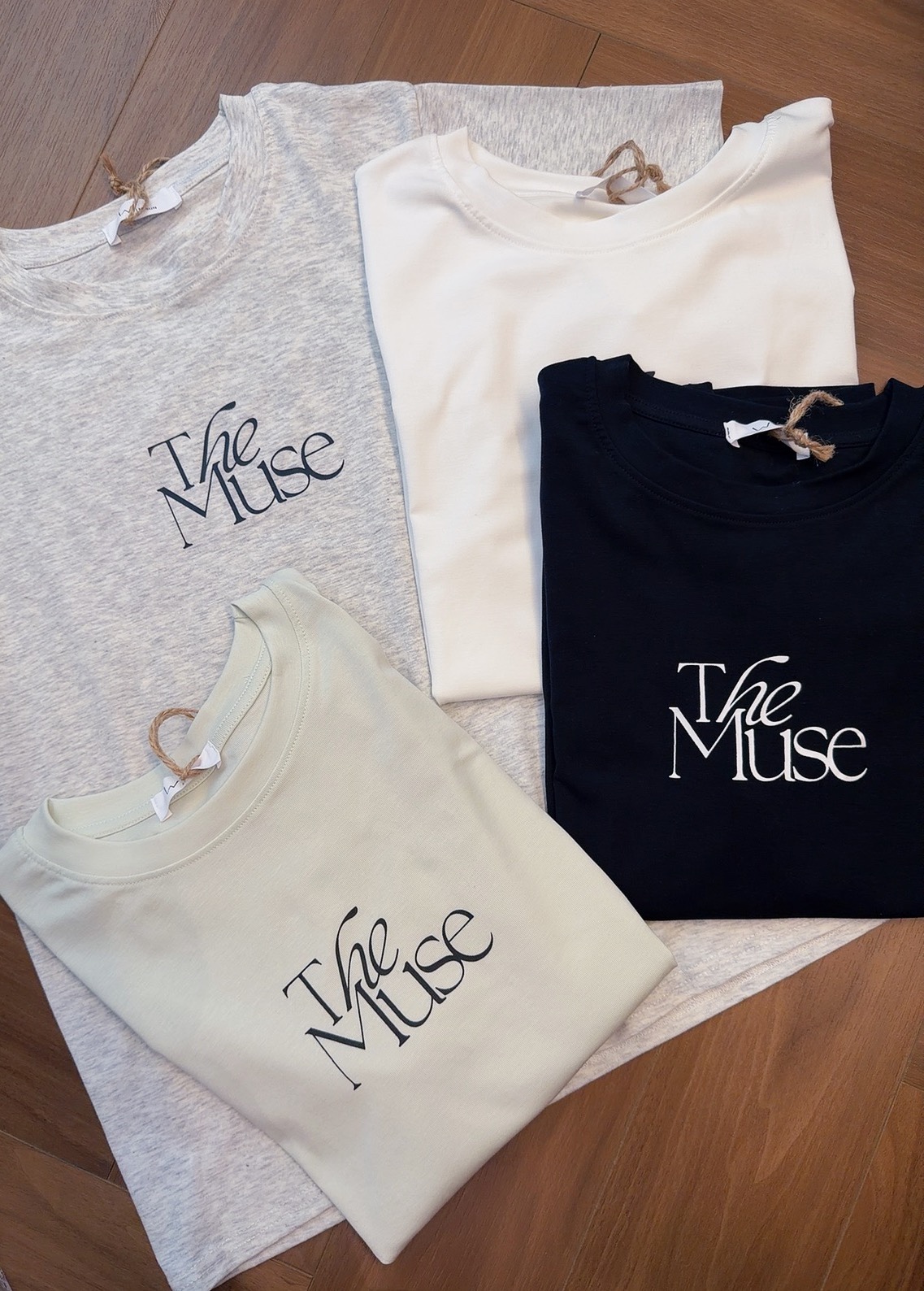 IST3216 THE MUSE TEE