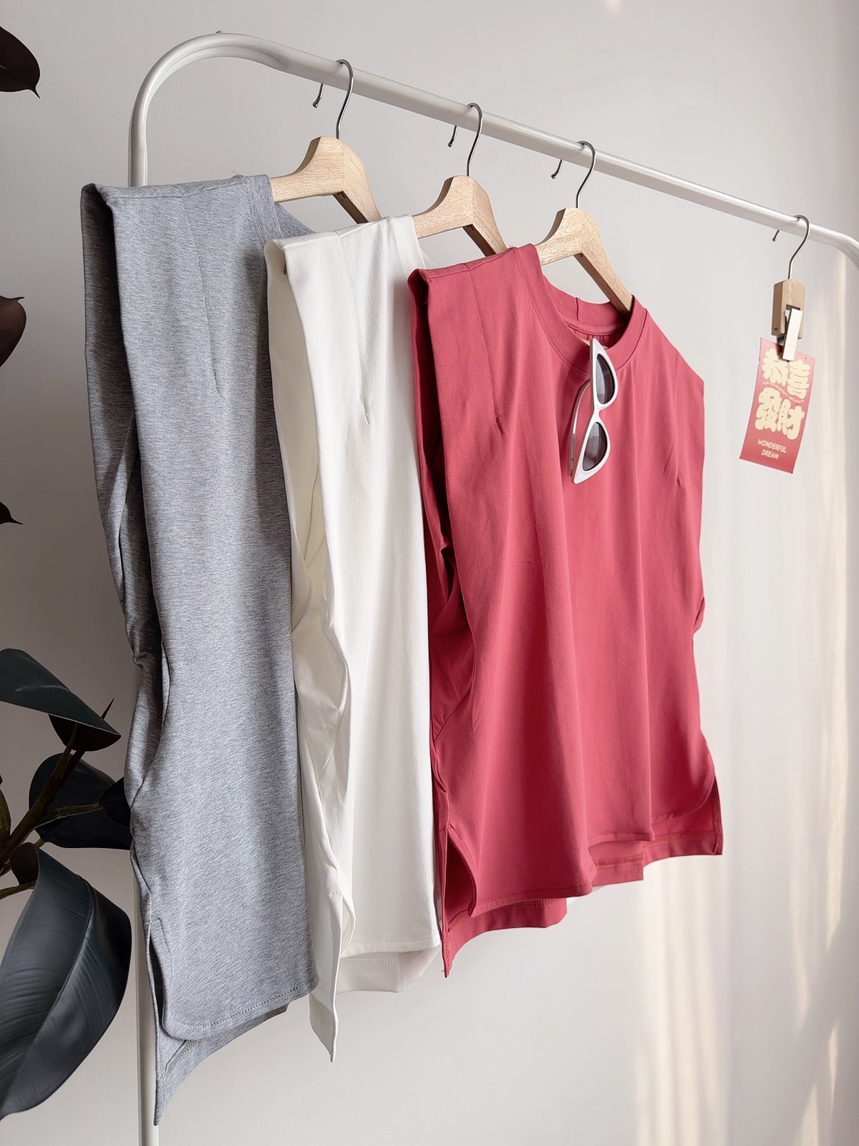 T72752 SOLENE CLEAN FIT TEE