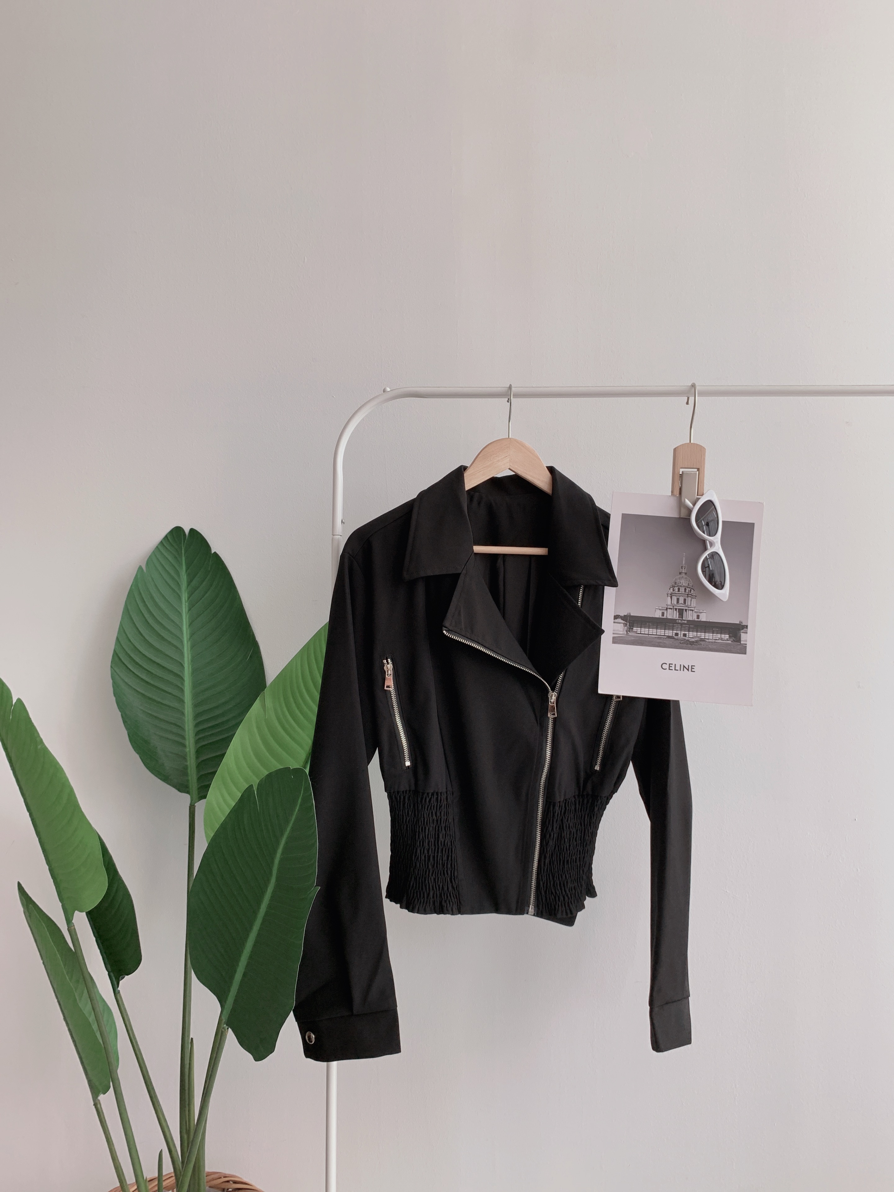 J70389 MERCEDES COLLAR ZIPPER BIKER JACKET