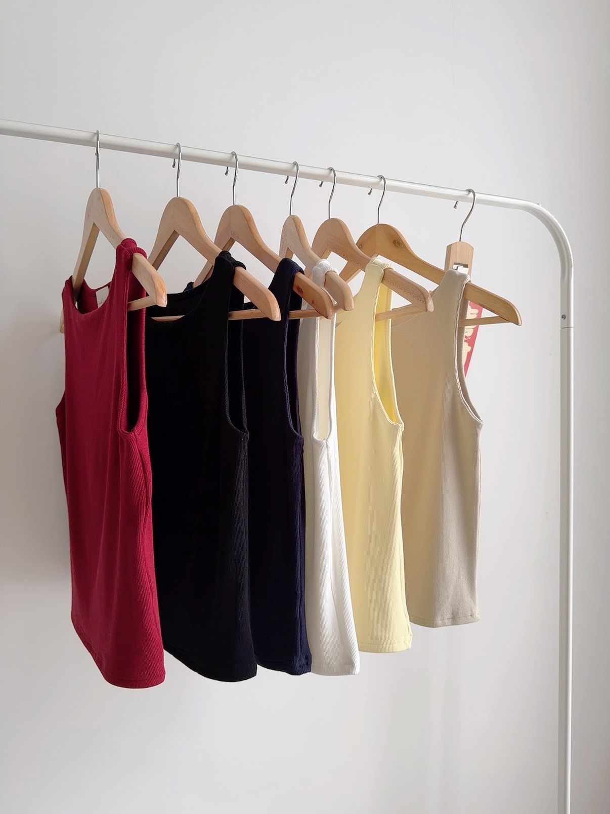 T72743  RHEA COMFORT TANK