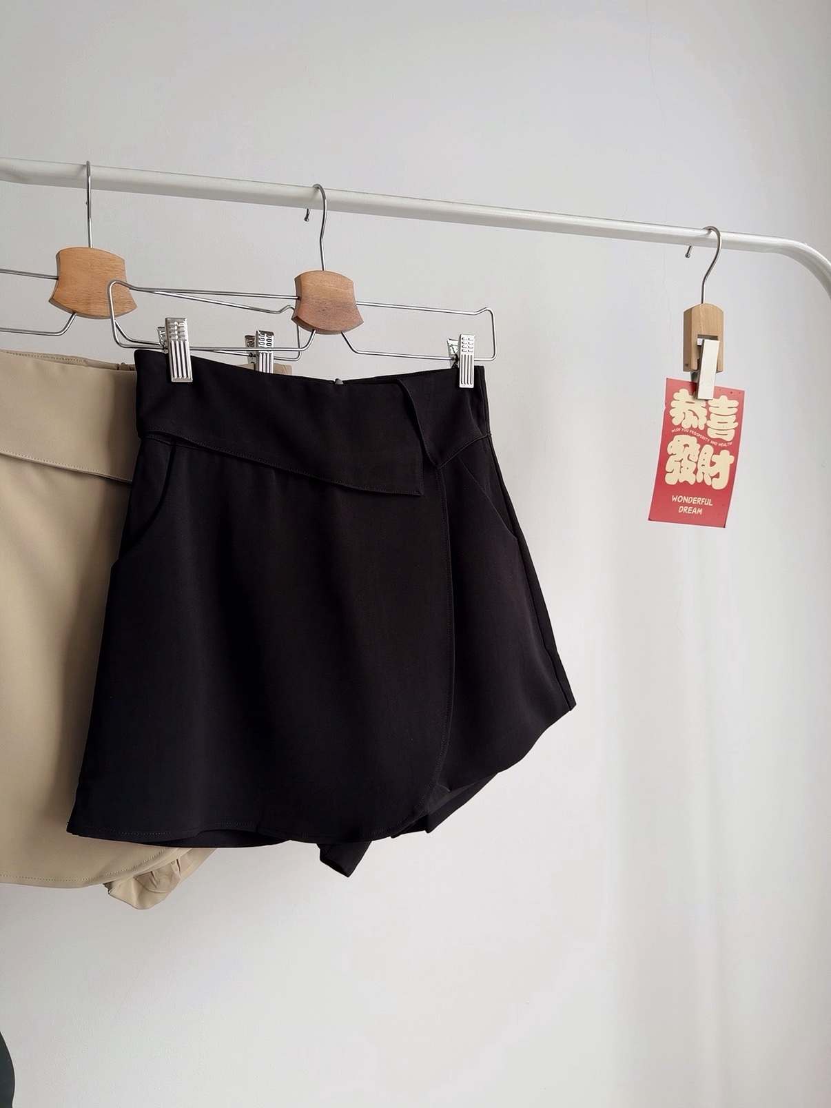 B72742 VERA WRAP DESIGN SKORT