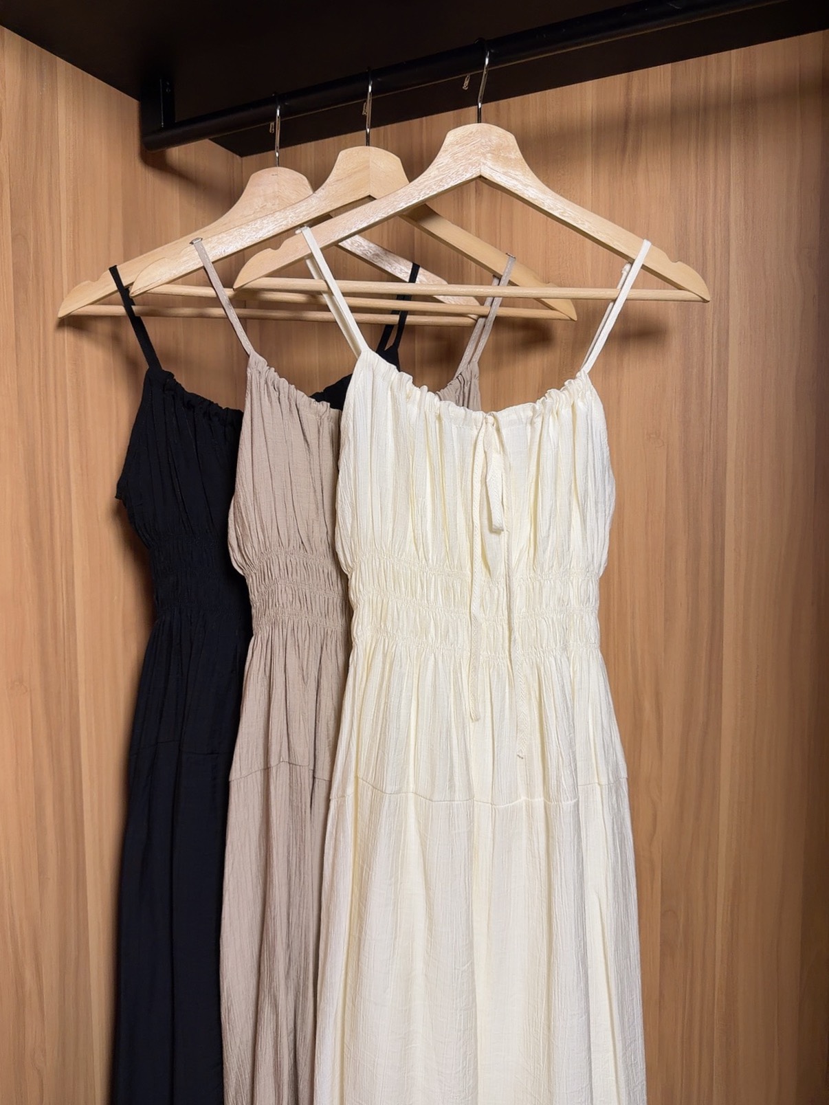 KKD2426 MELLY HOLIDAY CAMI DRESS
