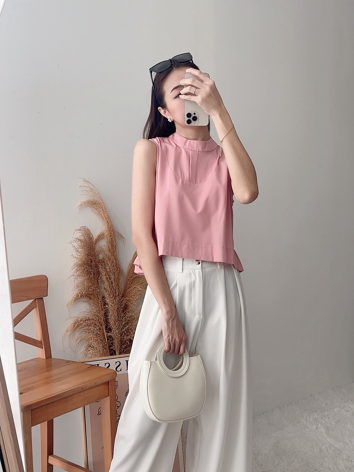 T70165 PARLEY PREMIUM SLEEVELESS BLOUSE