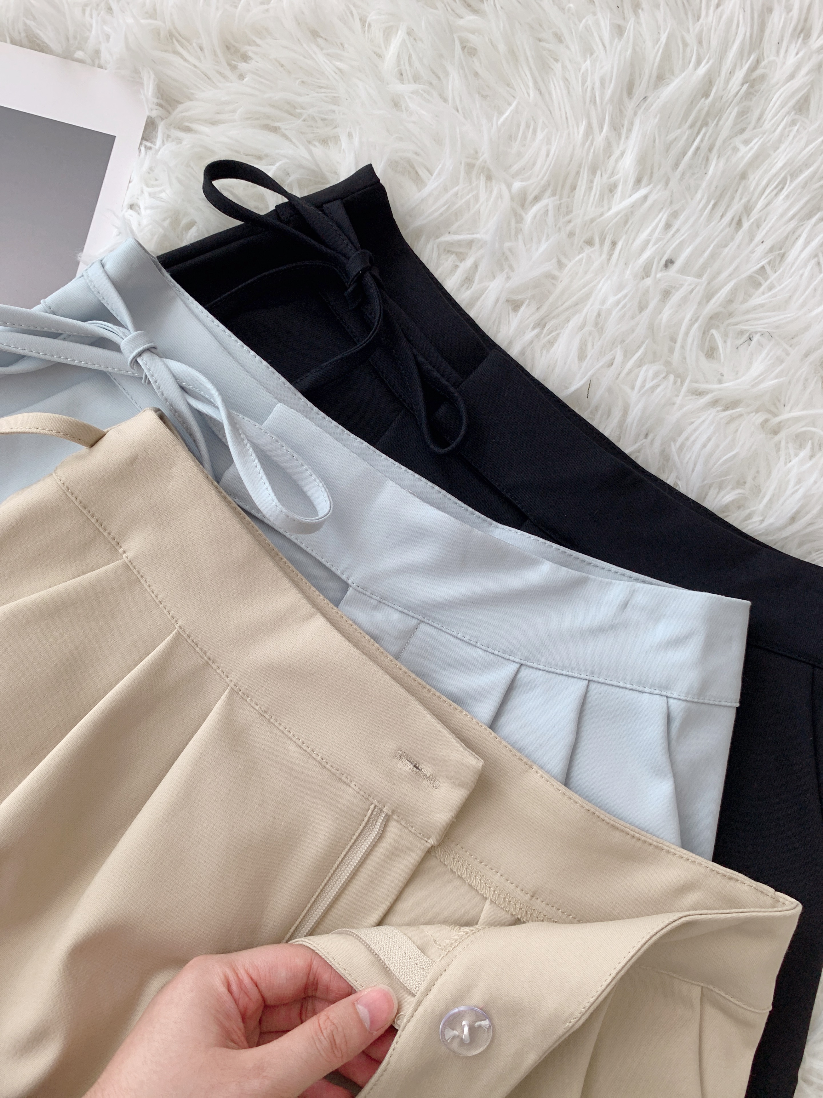 B70419 ELLINGTON PREMIUM RIBBON TIE SHORTS