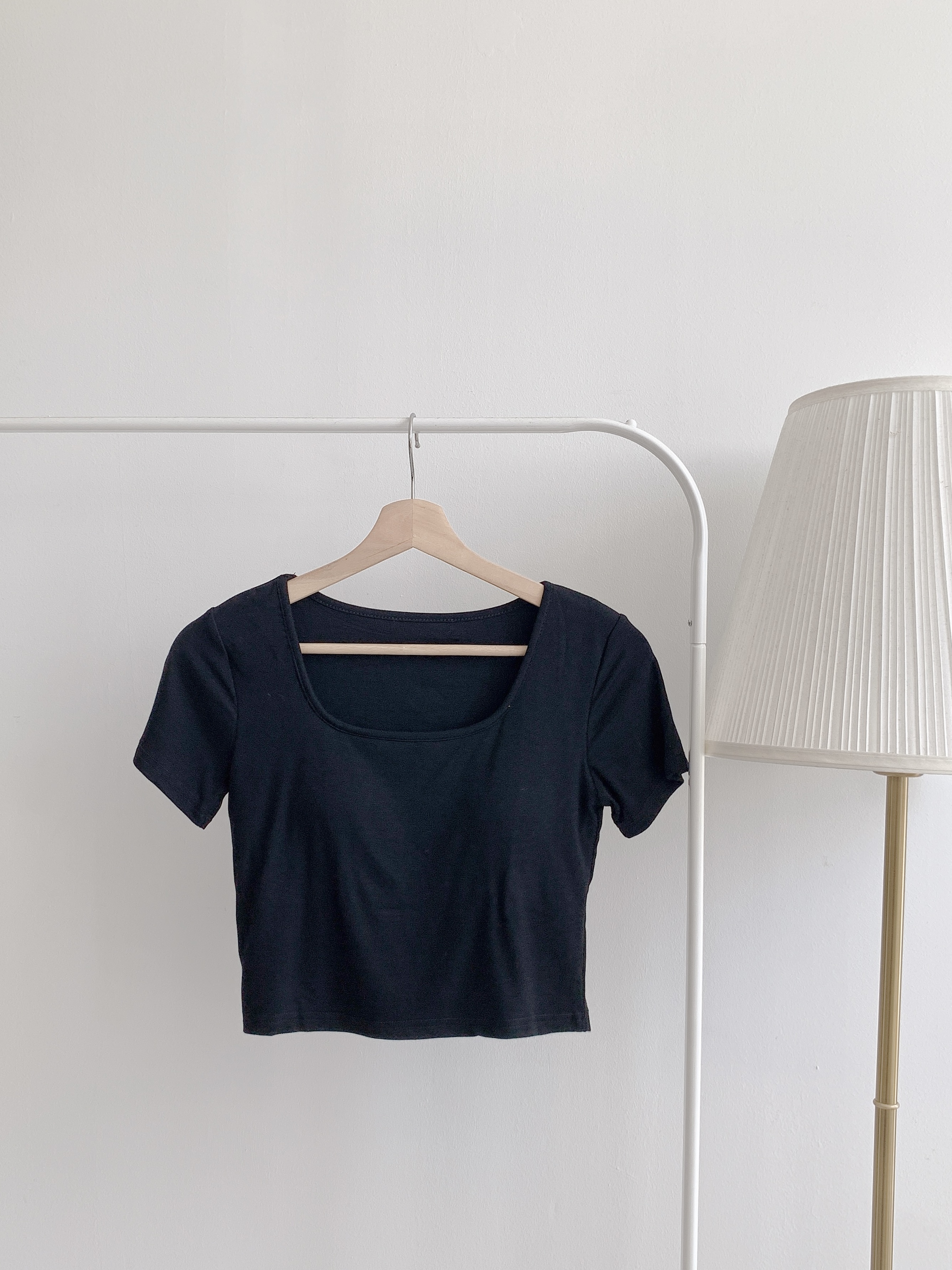 T70143 ALLEGRA COMFY U NECK BASIC TEE