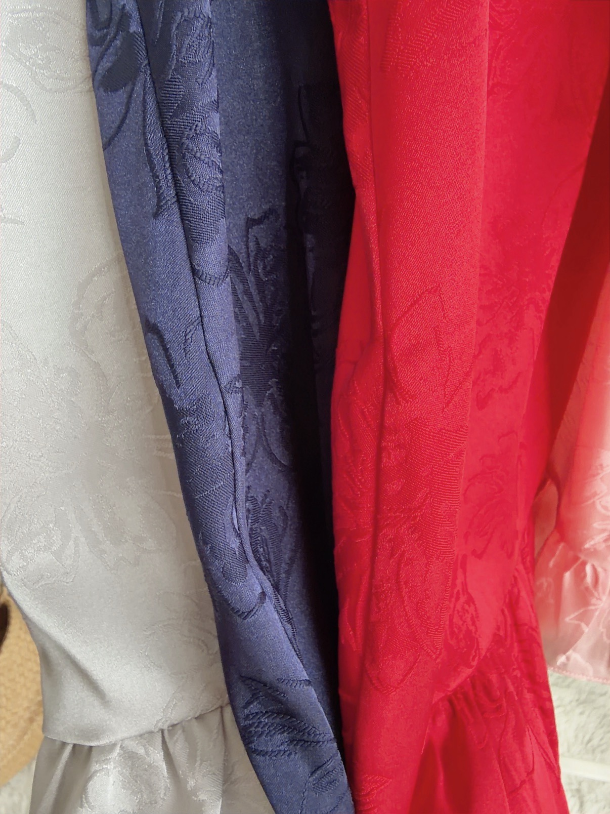 T72736 JIN SHU EMBOSSED TANK