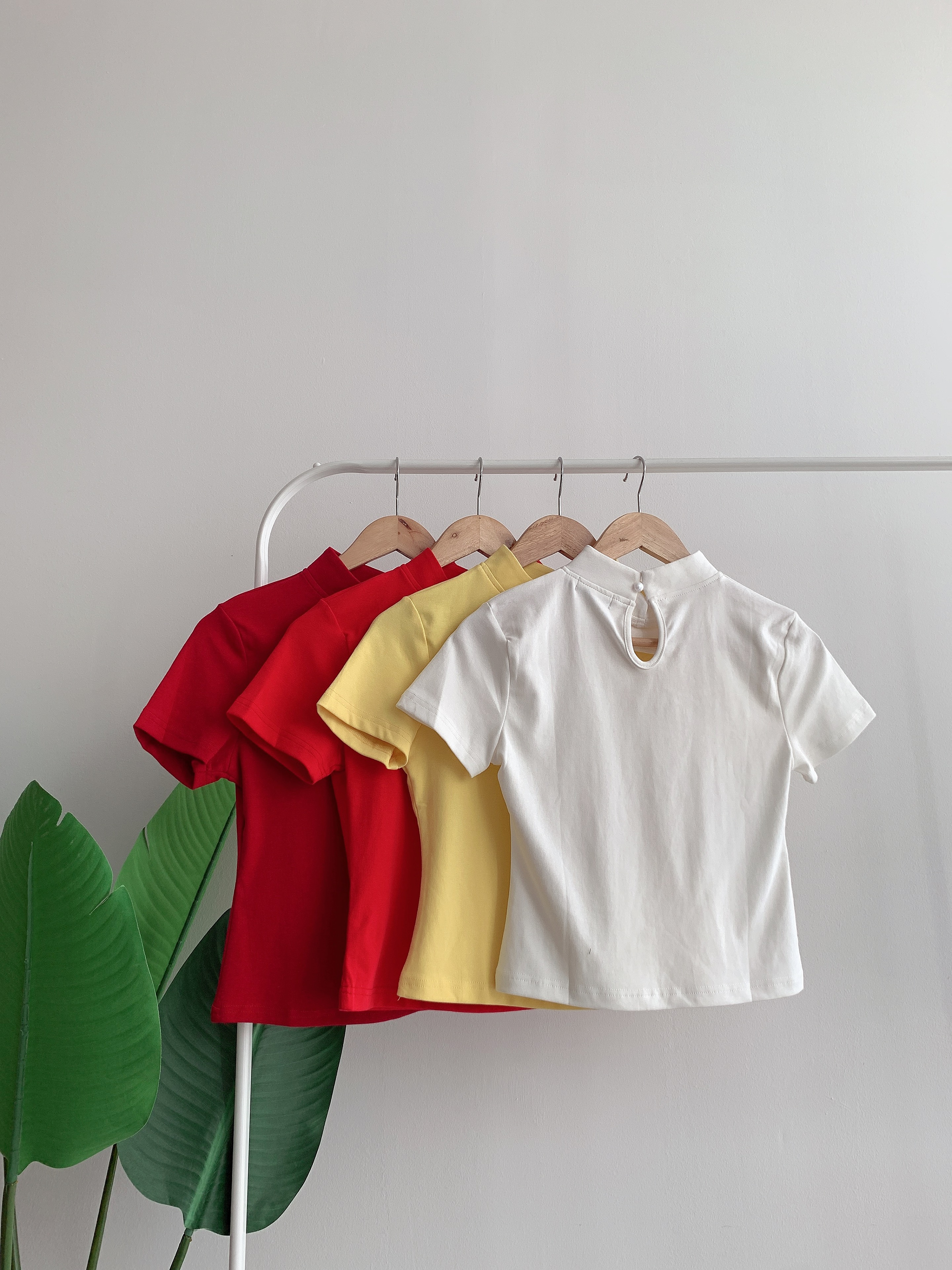 T60828 LOVY CHINESE HIGH COLLAR COTTON TEE