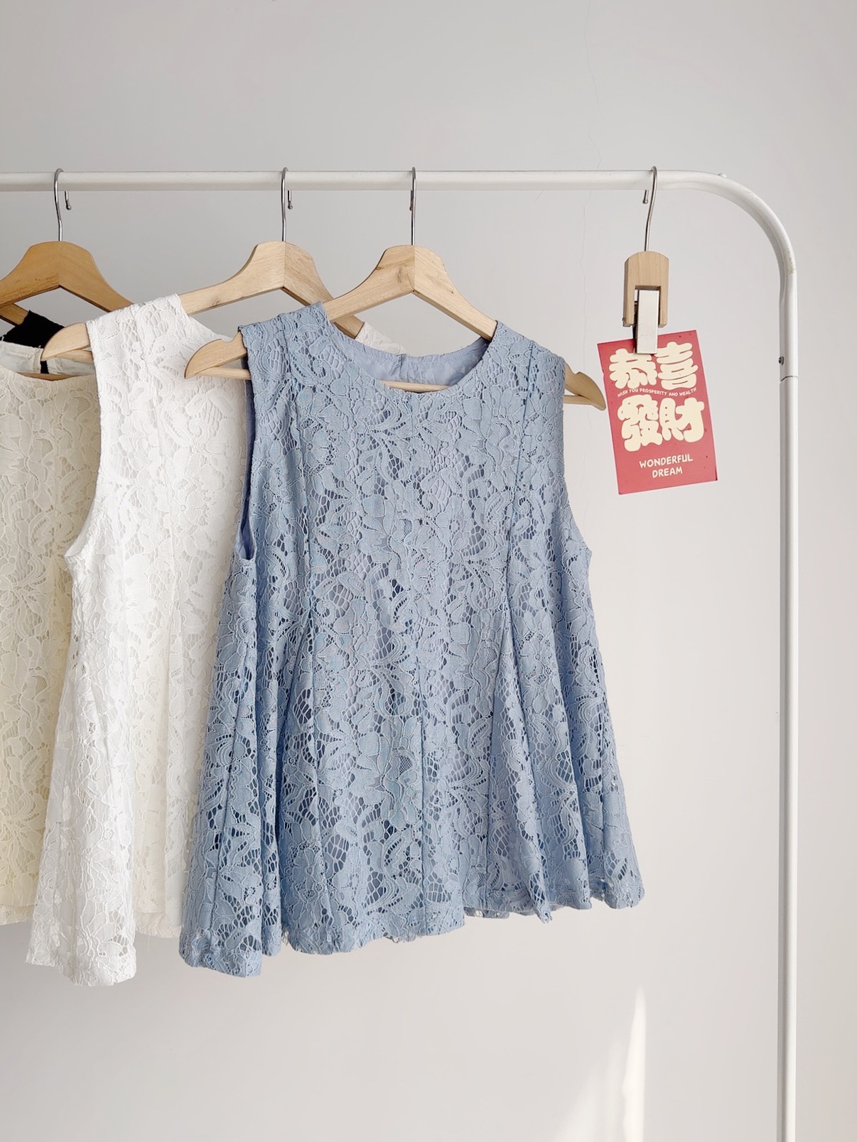 T72714  GRACE LACE BABYDOLL TOP