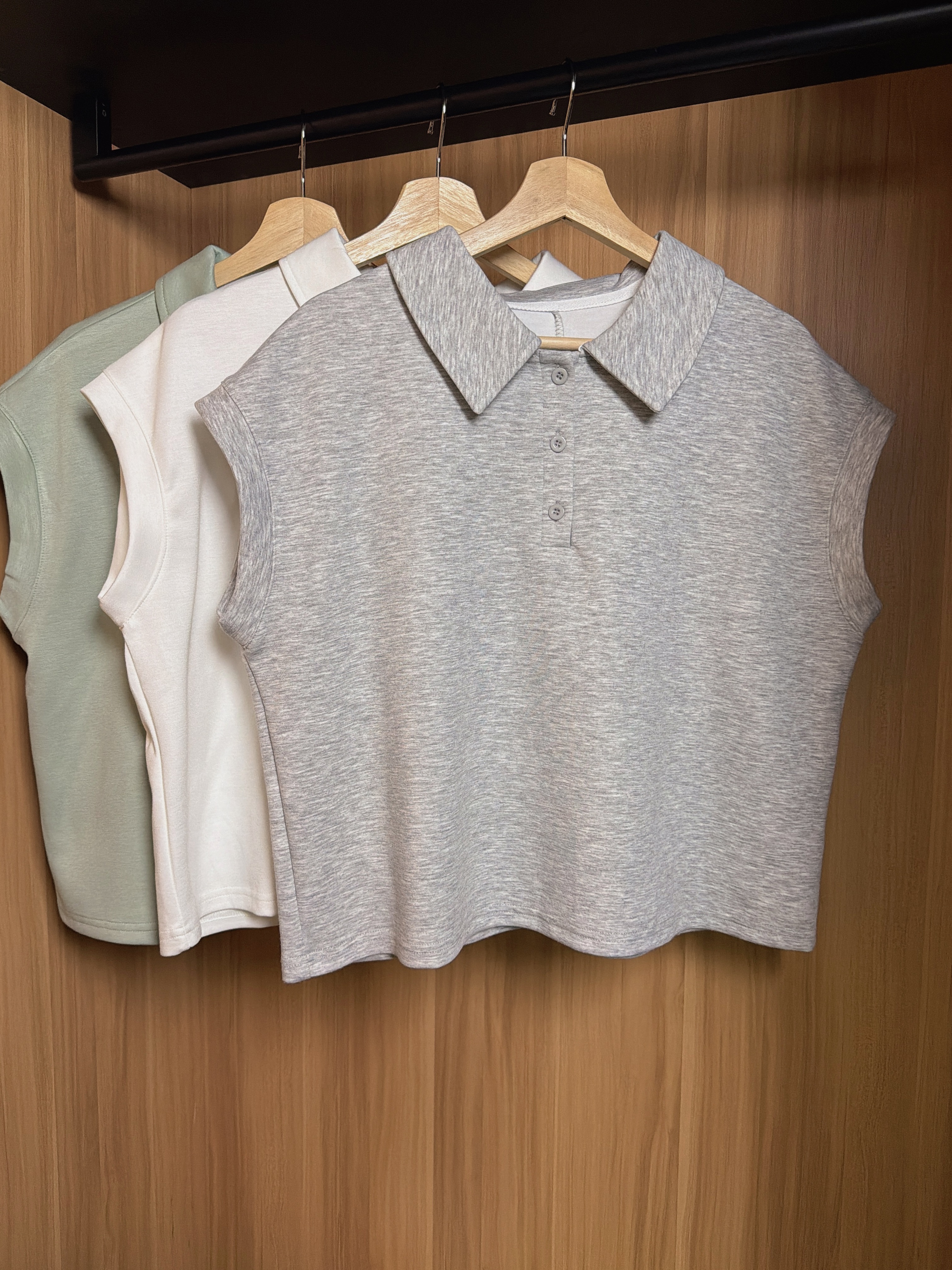 KDT6108 FIORA AIR POLO COLLAR TOP