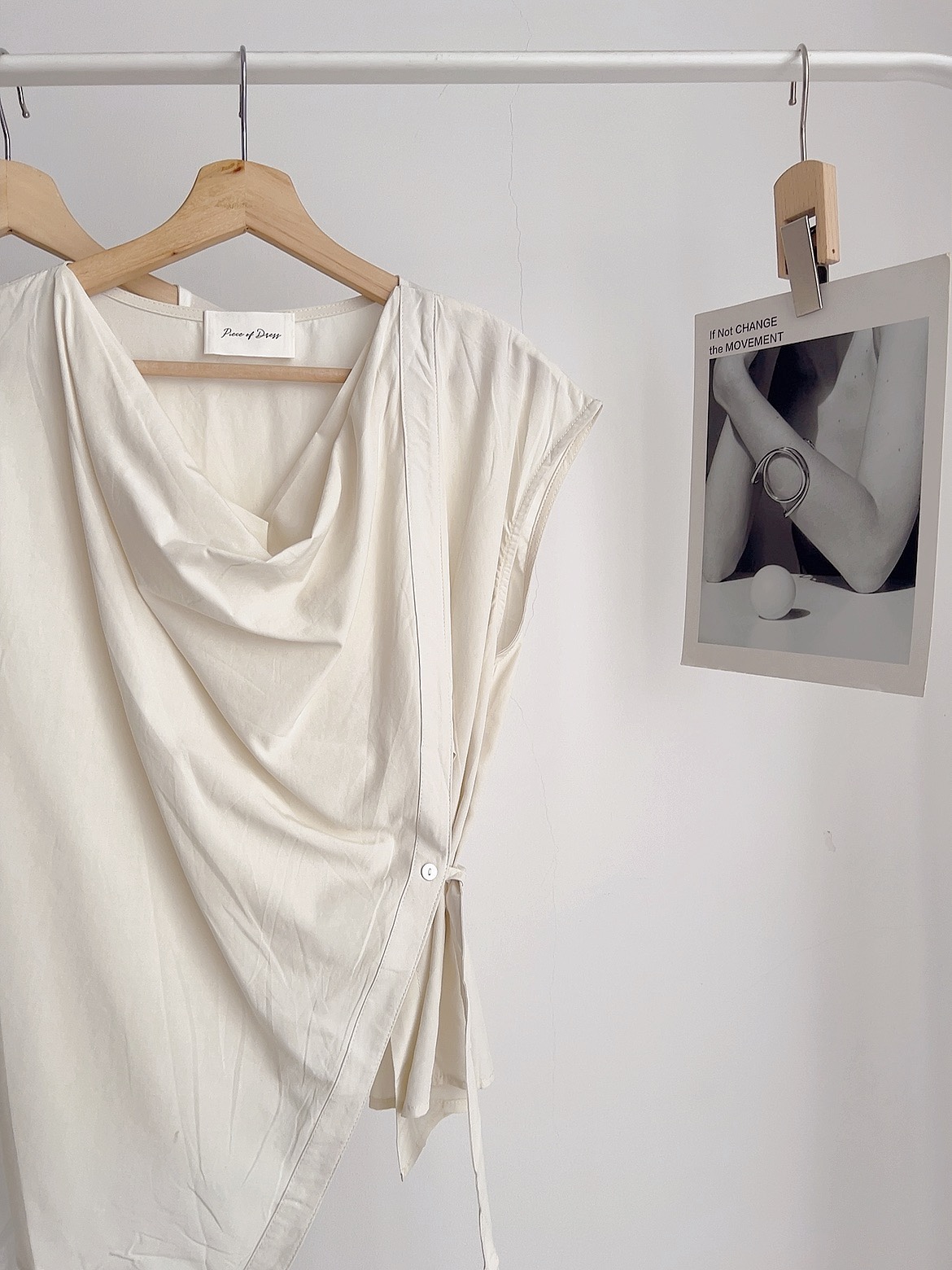 T72466 MOYA KR DESIGN DRAPPED BLOUSE