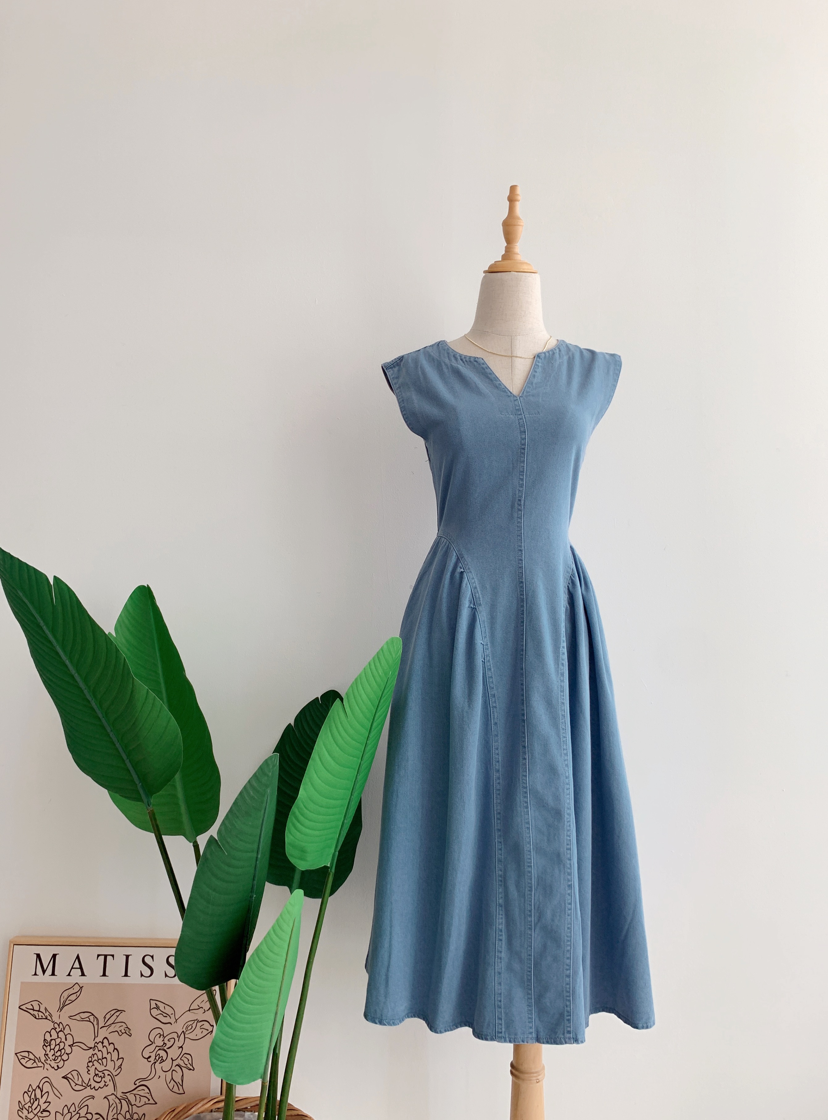 D70515 FERYA VNECK DENIM DRESS