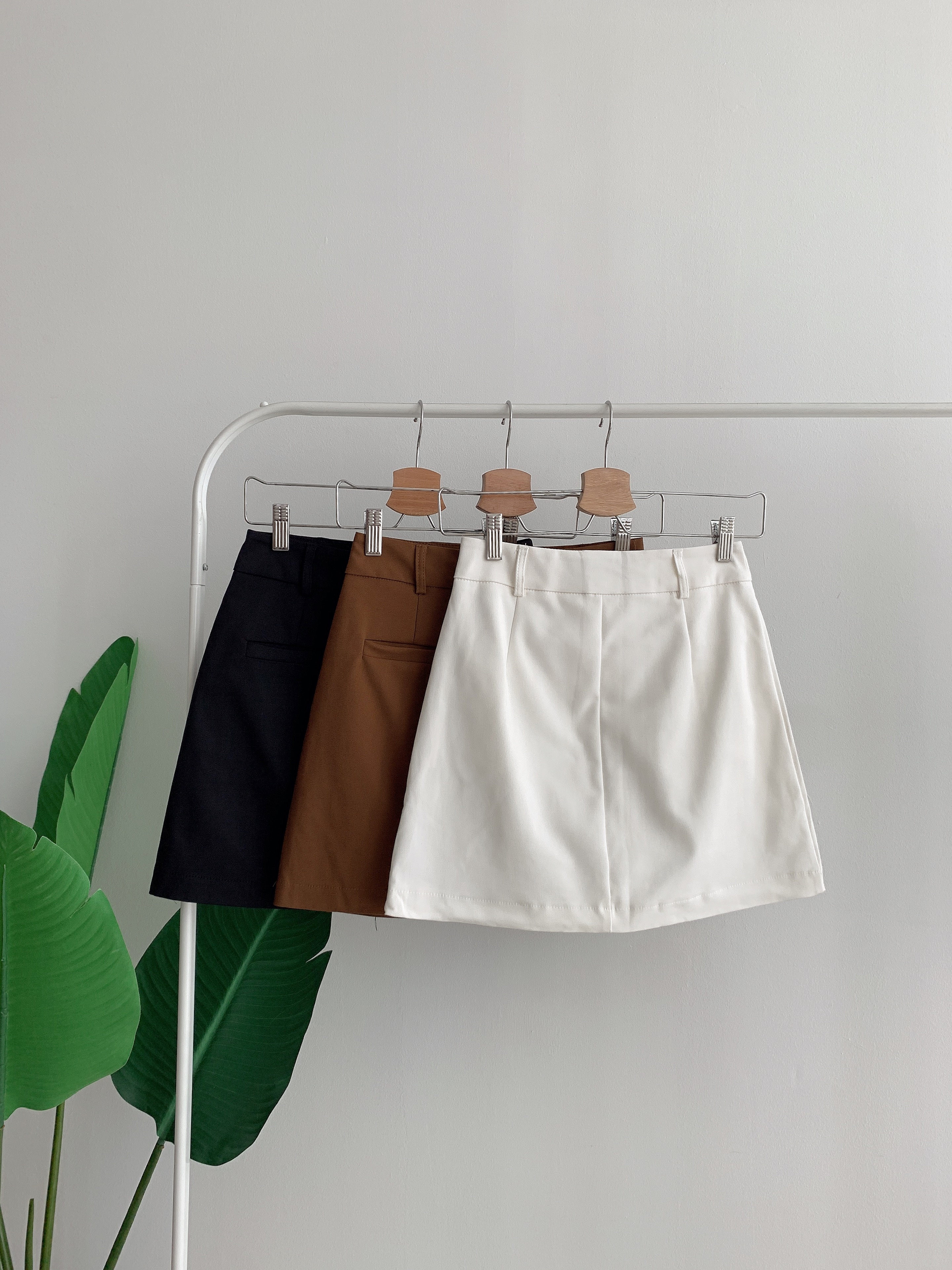B70066 ATTICUS DAILY A-LINE SKORT