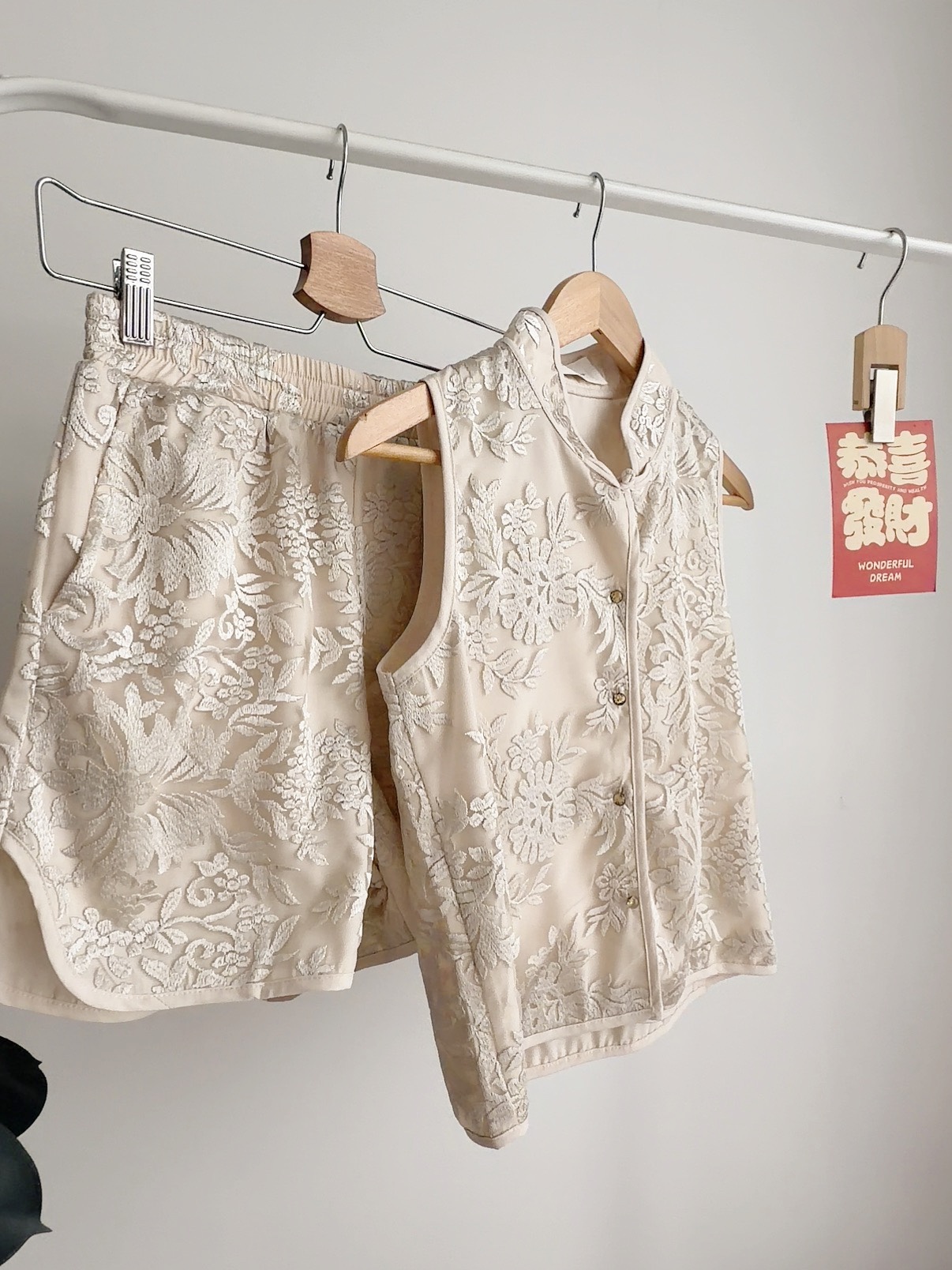 S72688 YULAN JIN ORIENTAL SET