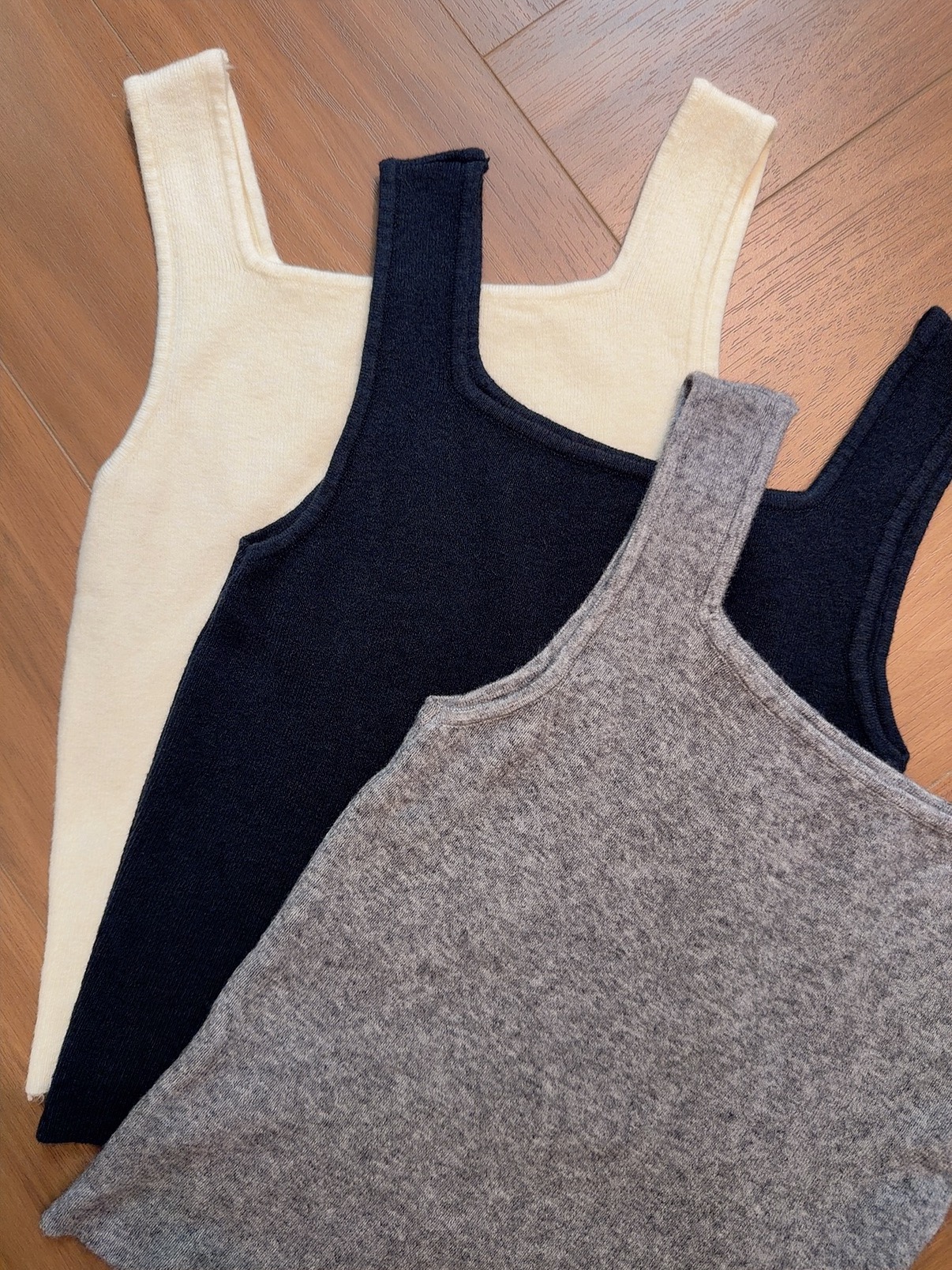 CYT605 LULU SQUARE NECK SOFT KNIT SINGLET