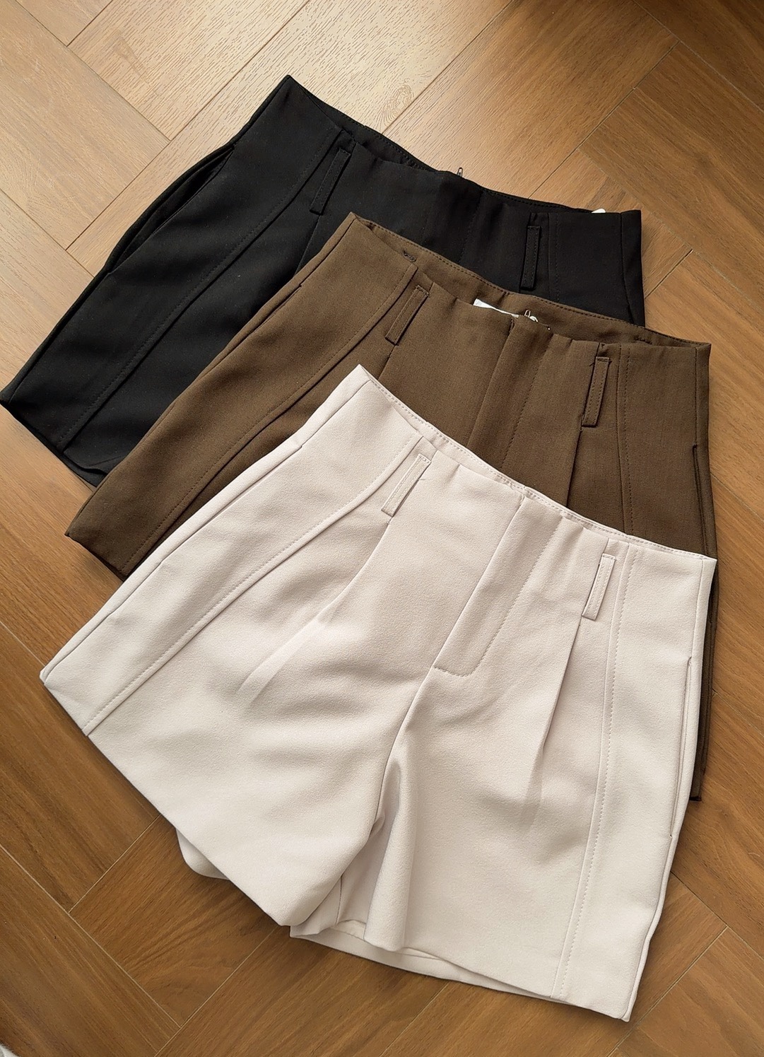 OHB2537 YORA STRUCTURED SHORTS