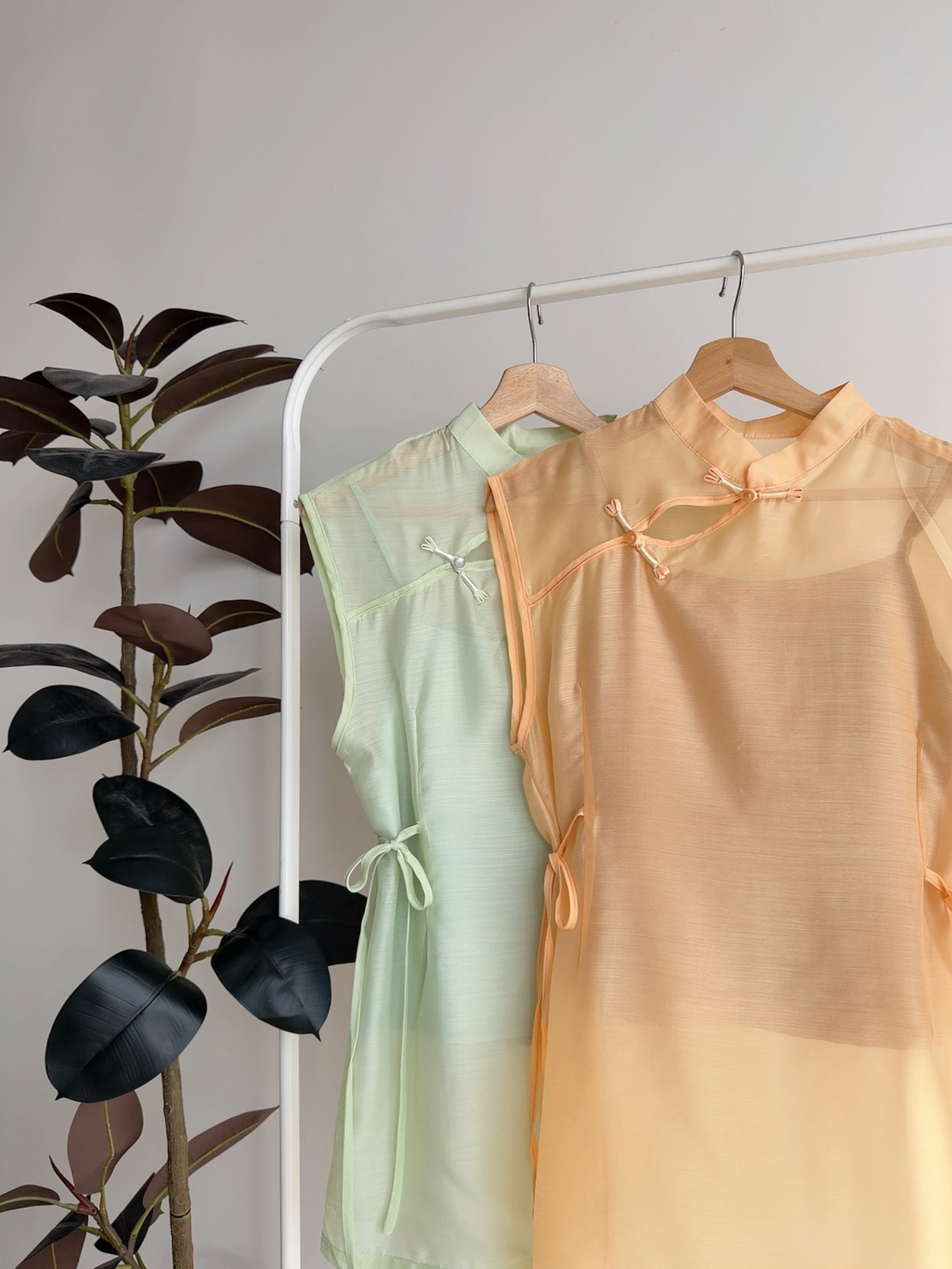 T72708 YAREEN SHEER MANDARIN TWO PIECES TOP 