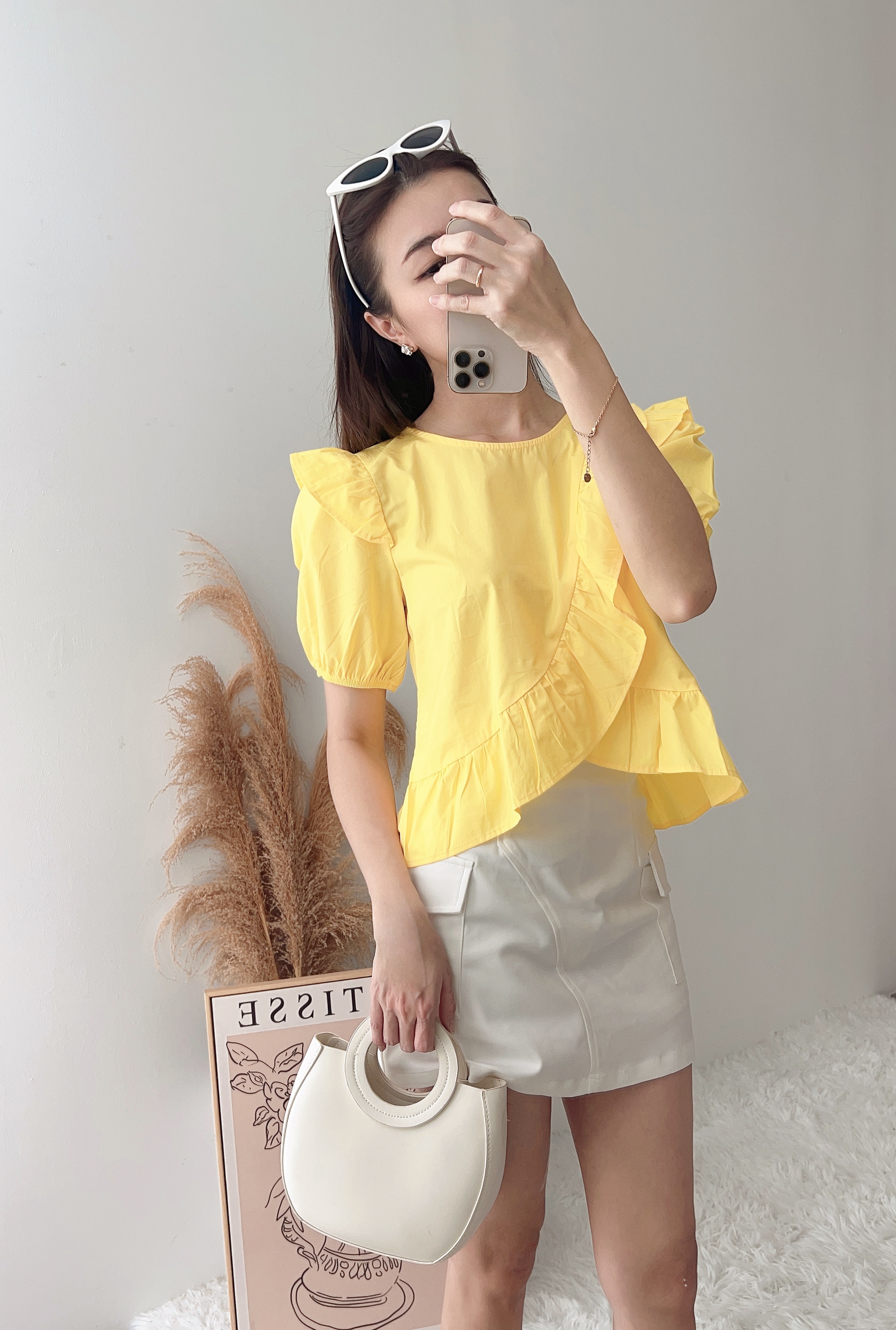 T7718 RUFFLE SLEEVES BLOUSE